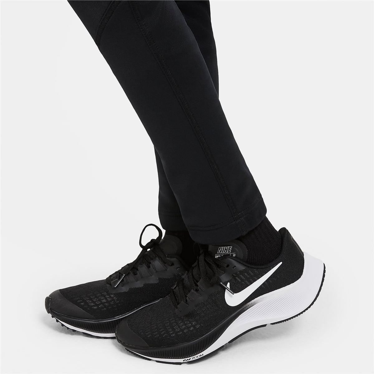Nike Therma Graphic Tapered Training Çocuk Eşofman Altı
