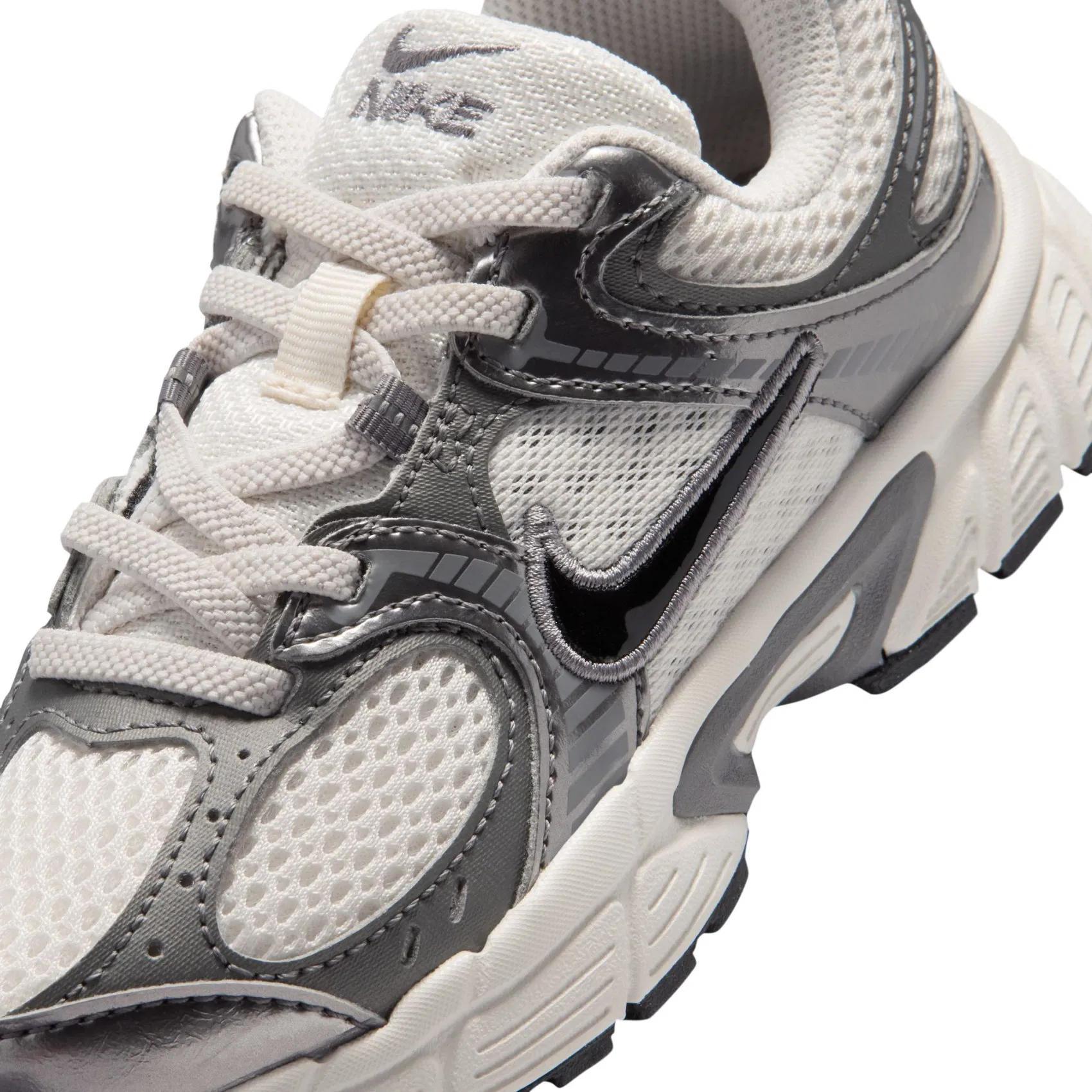 NIKE V5 RNR E (PS) - GRİ