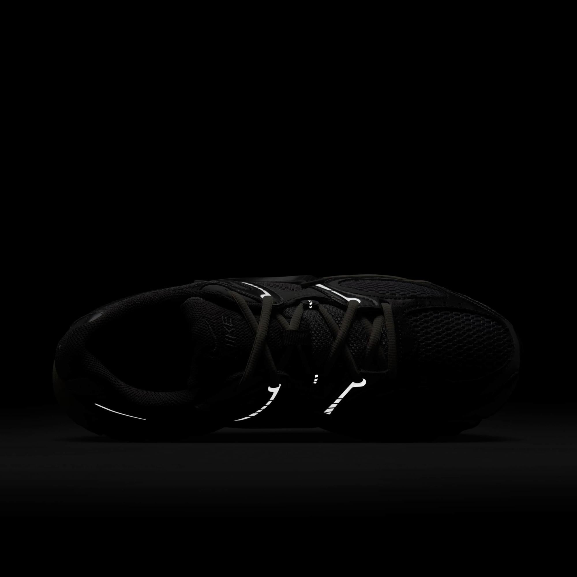 NIKE V5 RNR - GRİ