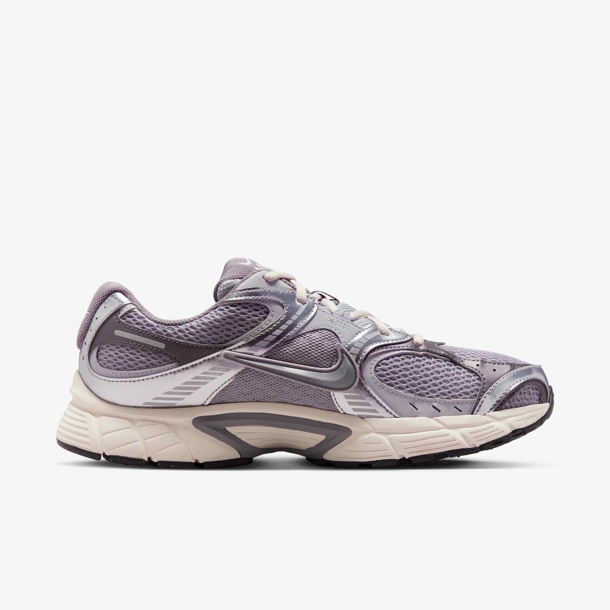 NIKE V5 RNR - GRİ