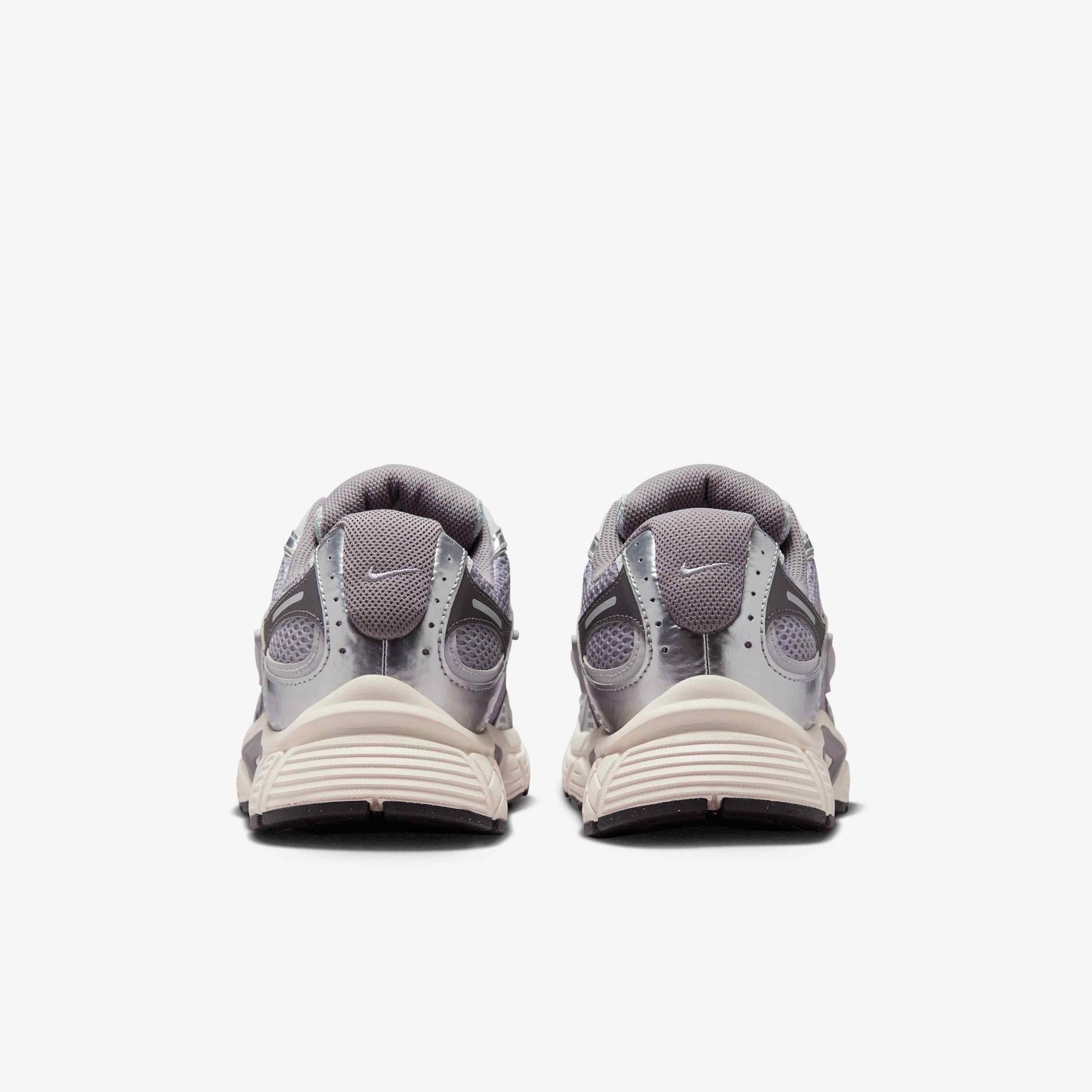 NIKE V5 RNR - GRİ