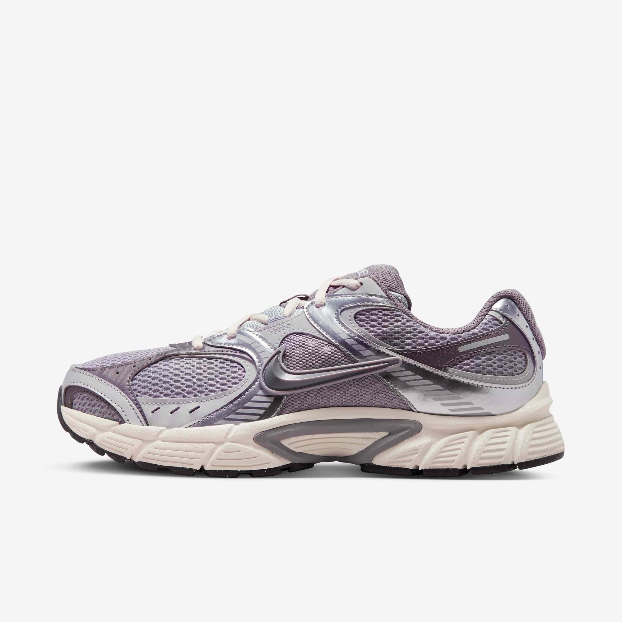 NIKE V5 RNR - GRİ