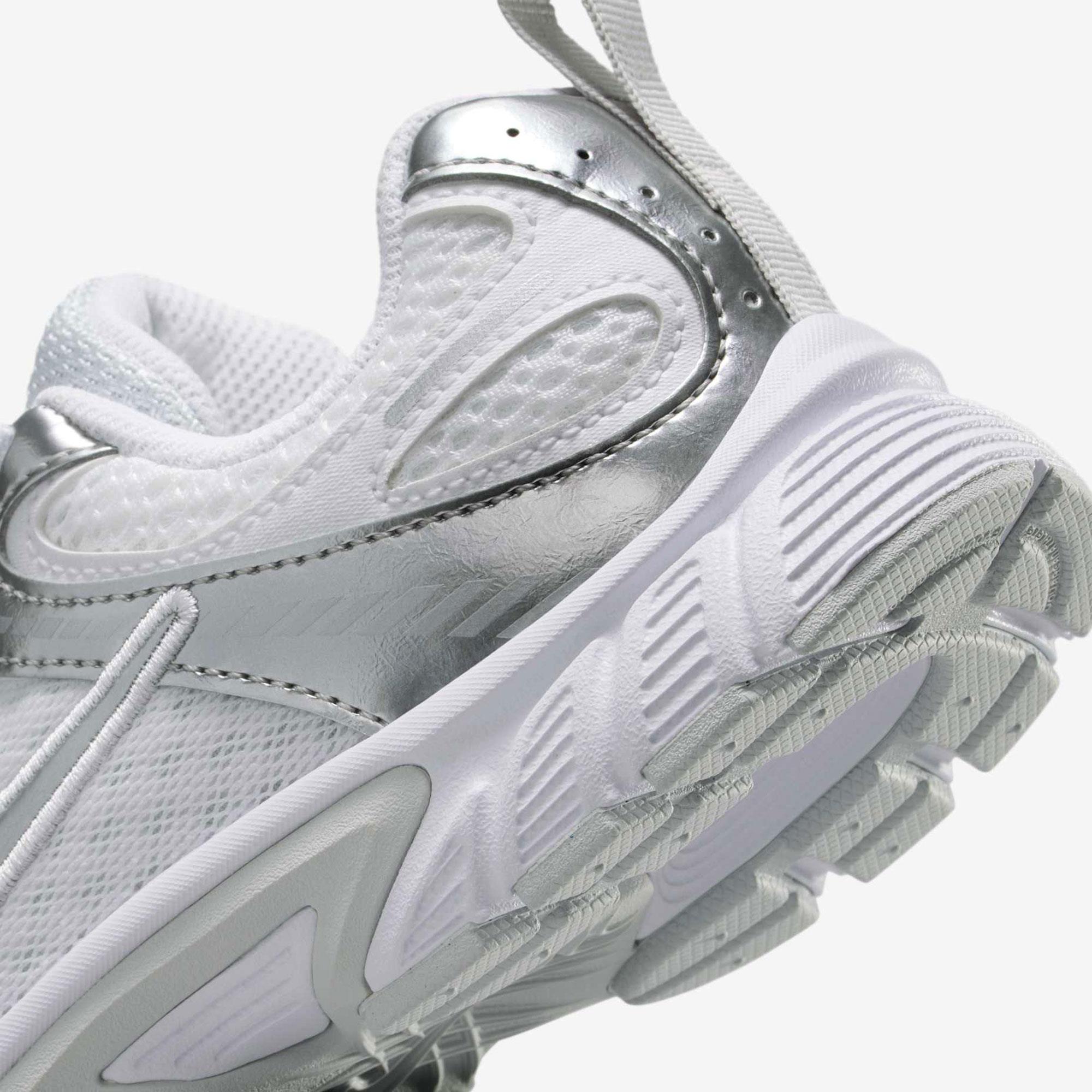 NIKE V5 RNR (PS) - GÜMÜŞ NUBUK