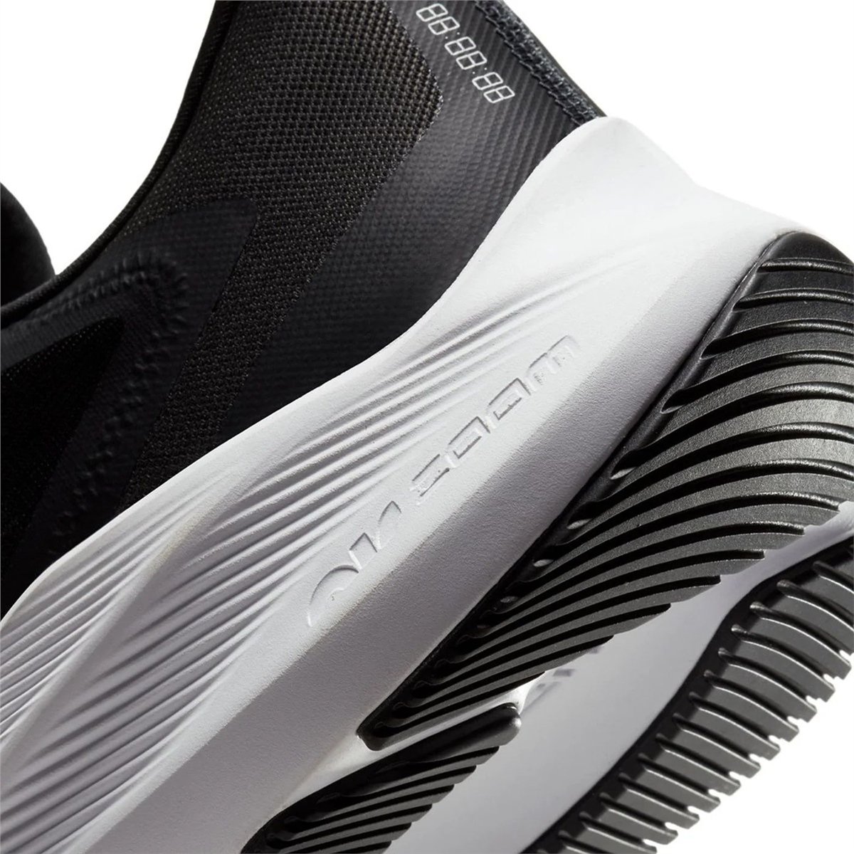 Nike Zoom Winflo 7 Erkek Koşu Ayakkabısı