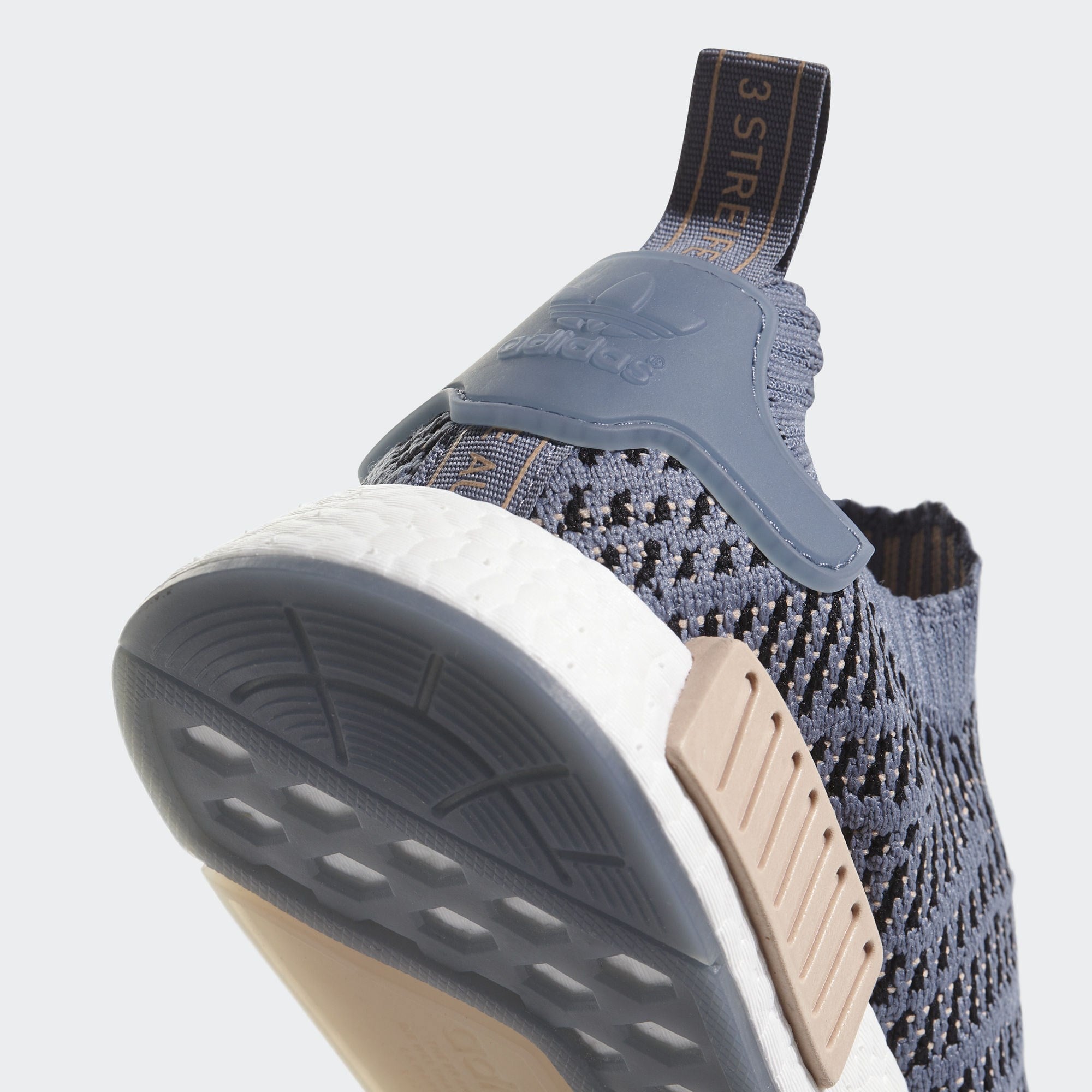 adidas NMD_R1 STLT Primeknit Kadın Spor Ayakkabısı 