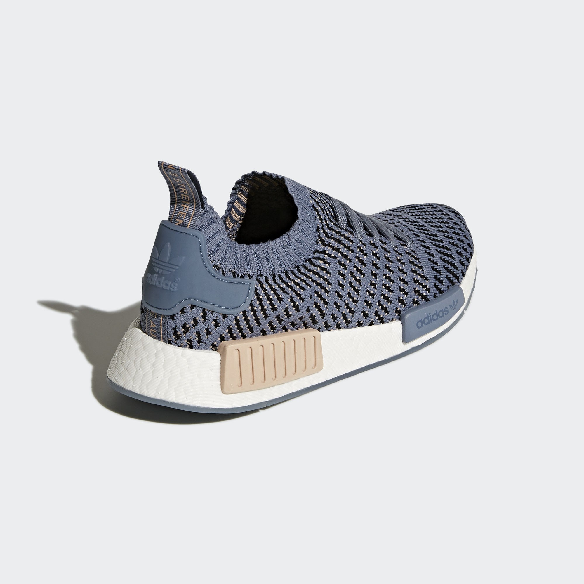 adidas NMD_R1 STLT Primeknit Kadın Spor Ayakkabısı 