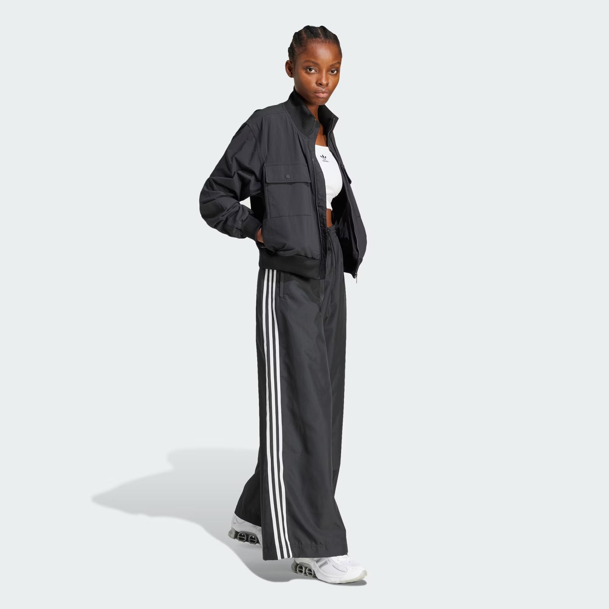 P ESS JKT WOVEN - ADIDAS SIYAH