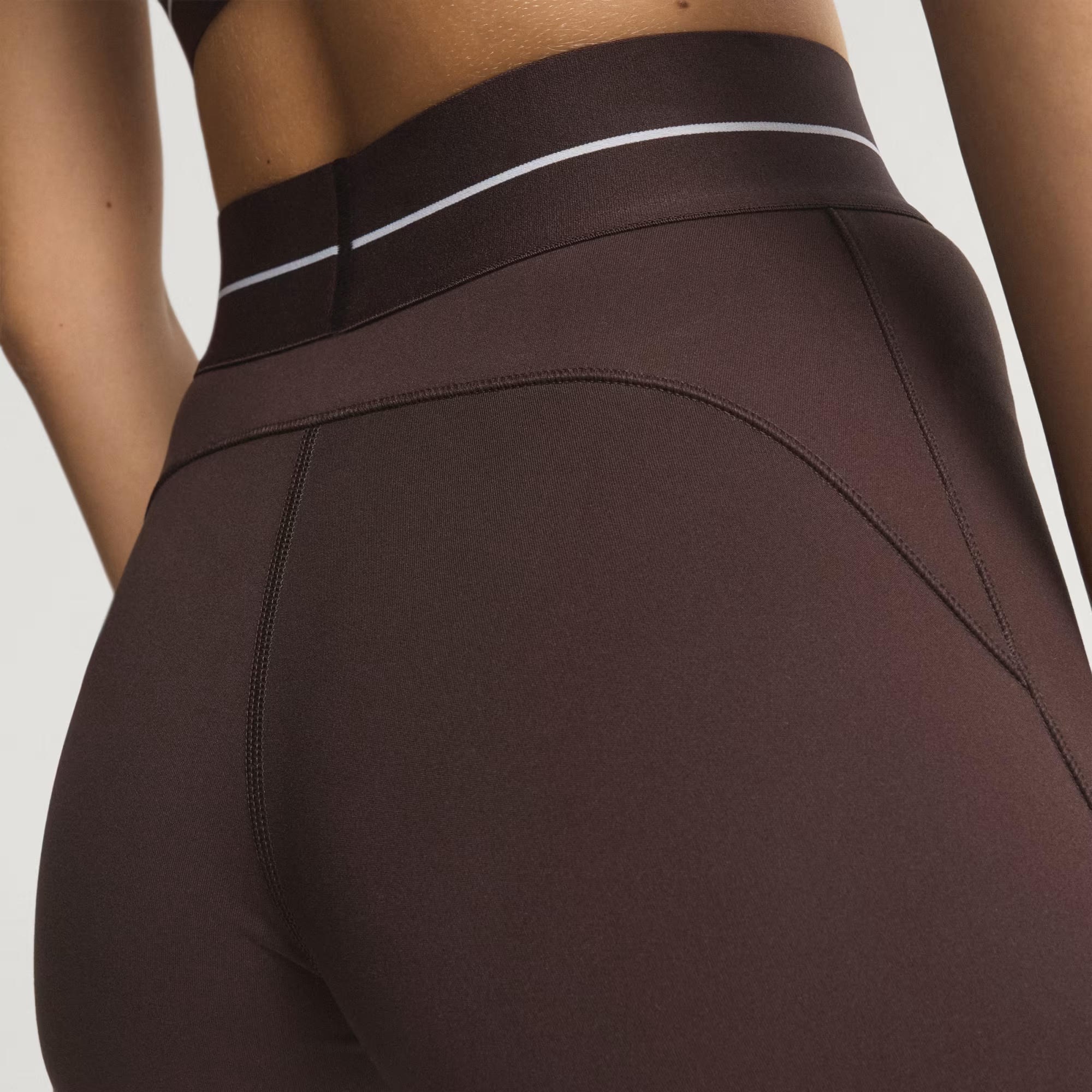Q1 HYG 1/1 L - ADIDAS SIYAH