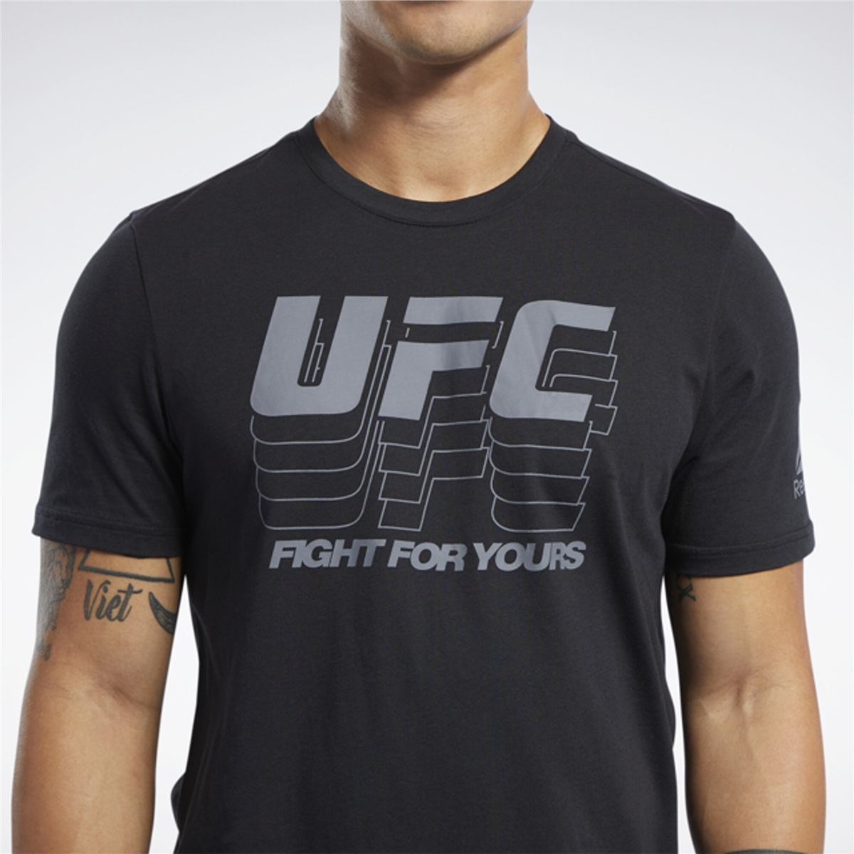 Reebok UFC FG Logo Erkek Tişört