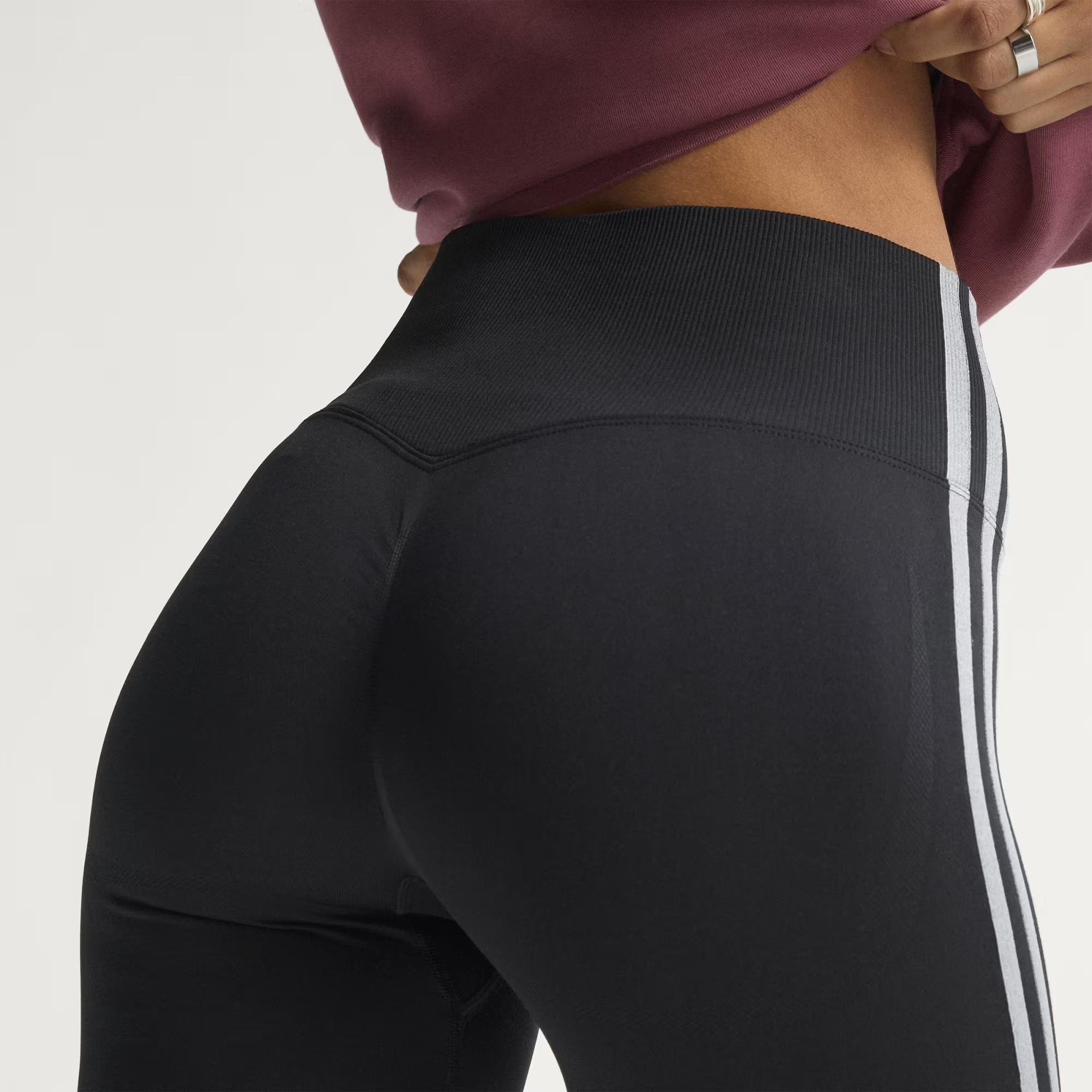 SEAMLESS SHORTS - ADIDAS SIYAH