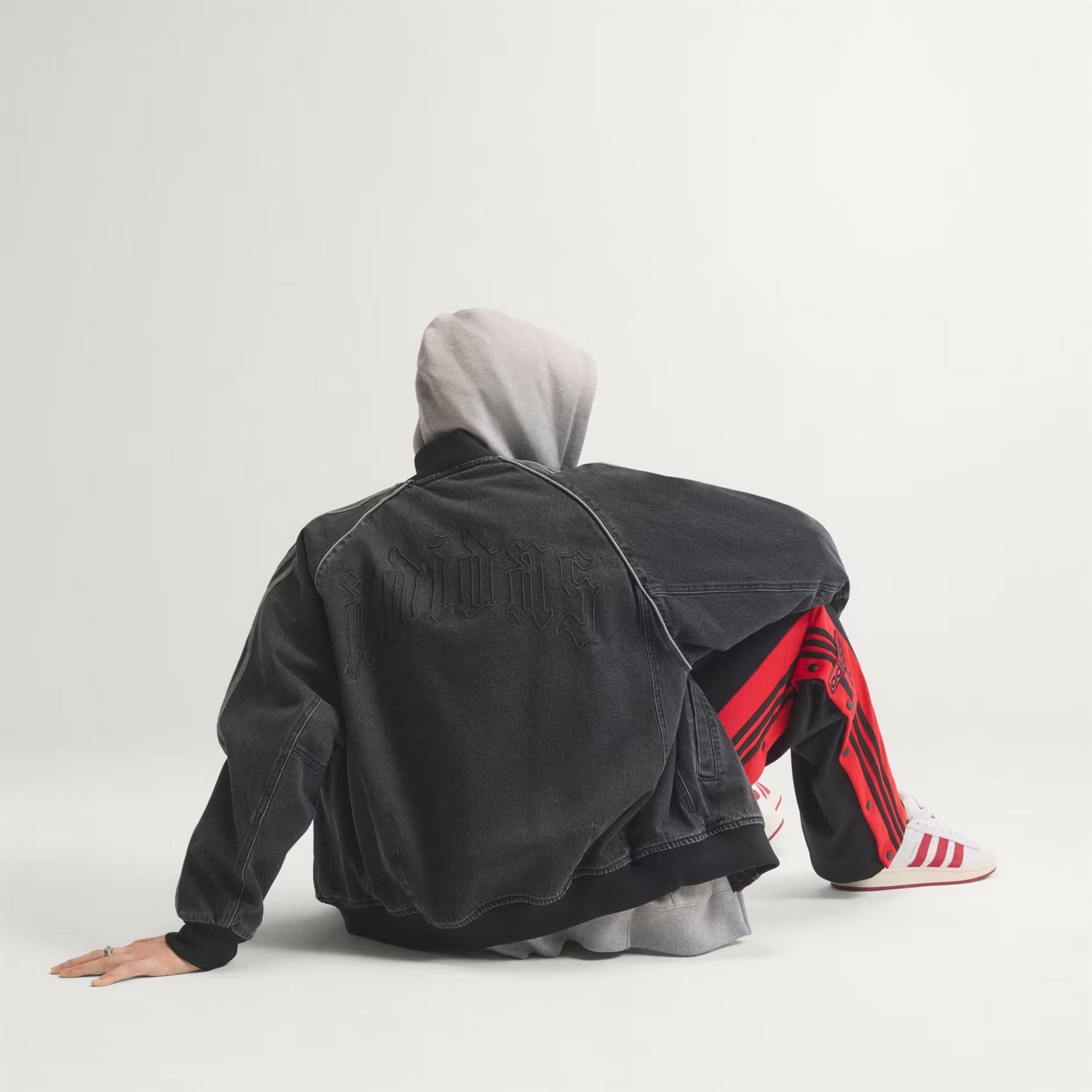 SST TT - ADIDAS SIYAH