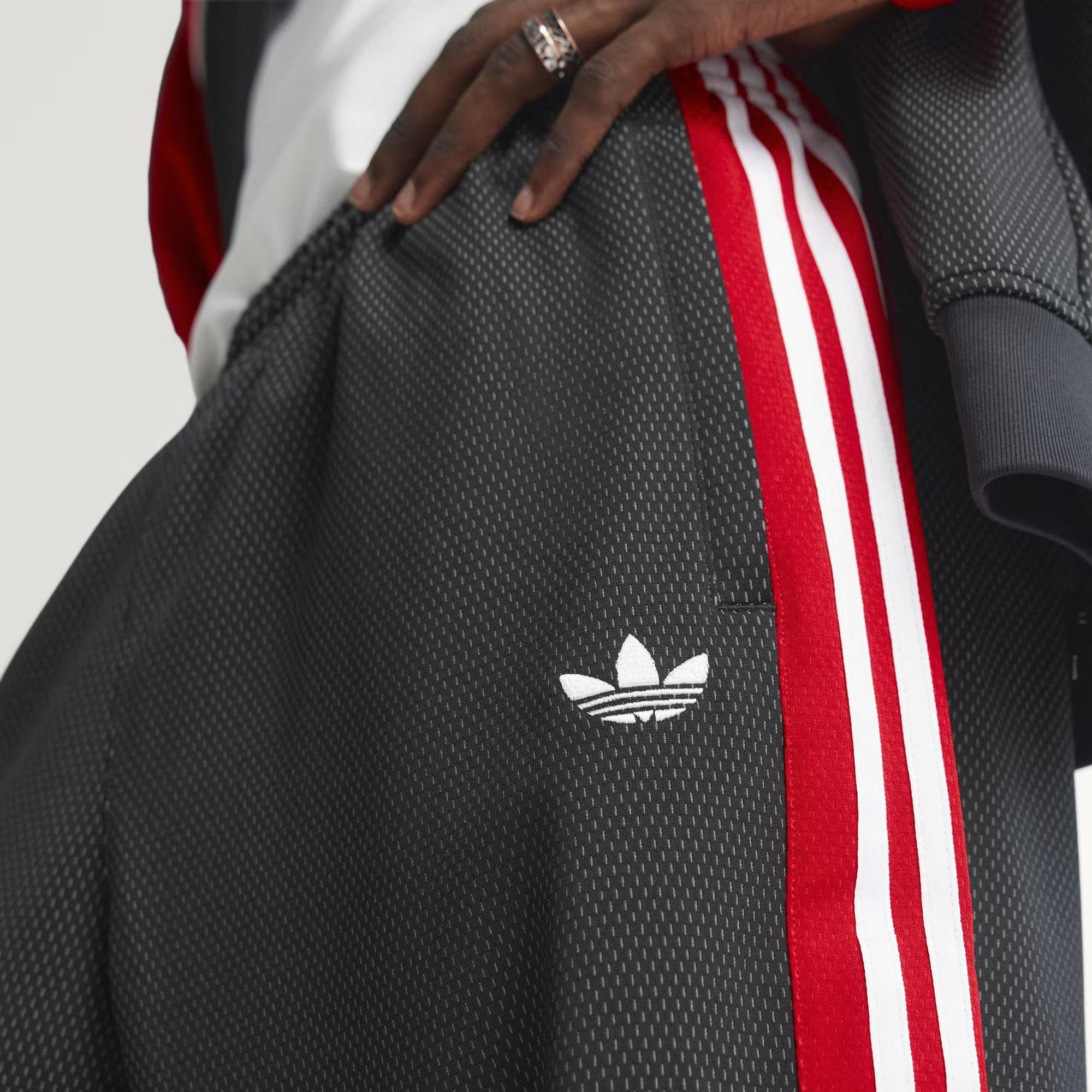 TP - ADIDAS SIYAH
