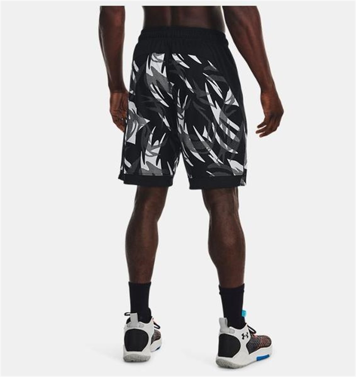 UA BASELINE 10'' PRINT SHORT - FÜME