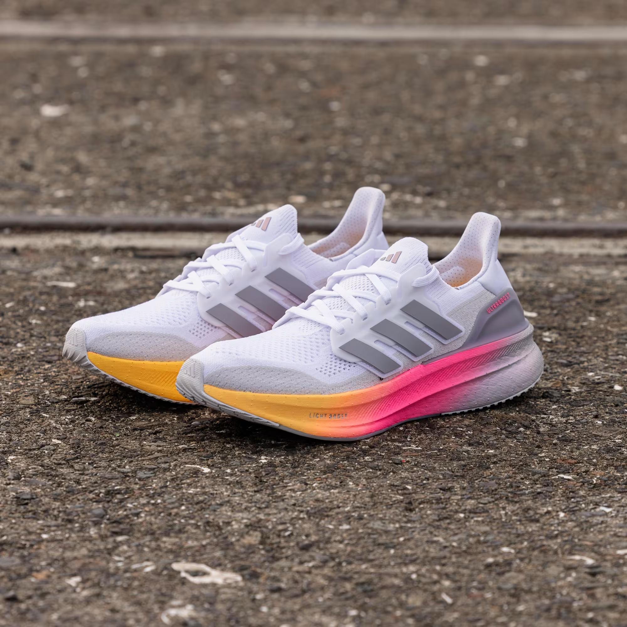 ULTRABOOS 5 - ADIDAS SIYAH