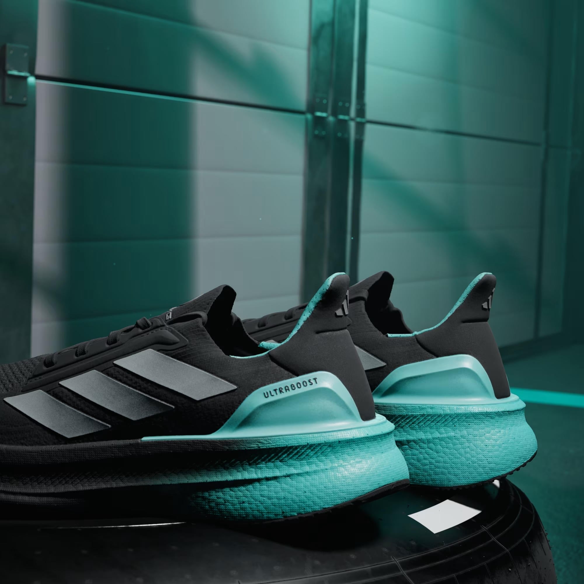 ULTRABOOST 5X M MER - ADIDAS SIYAH
