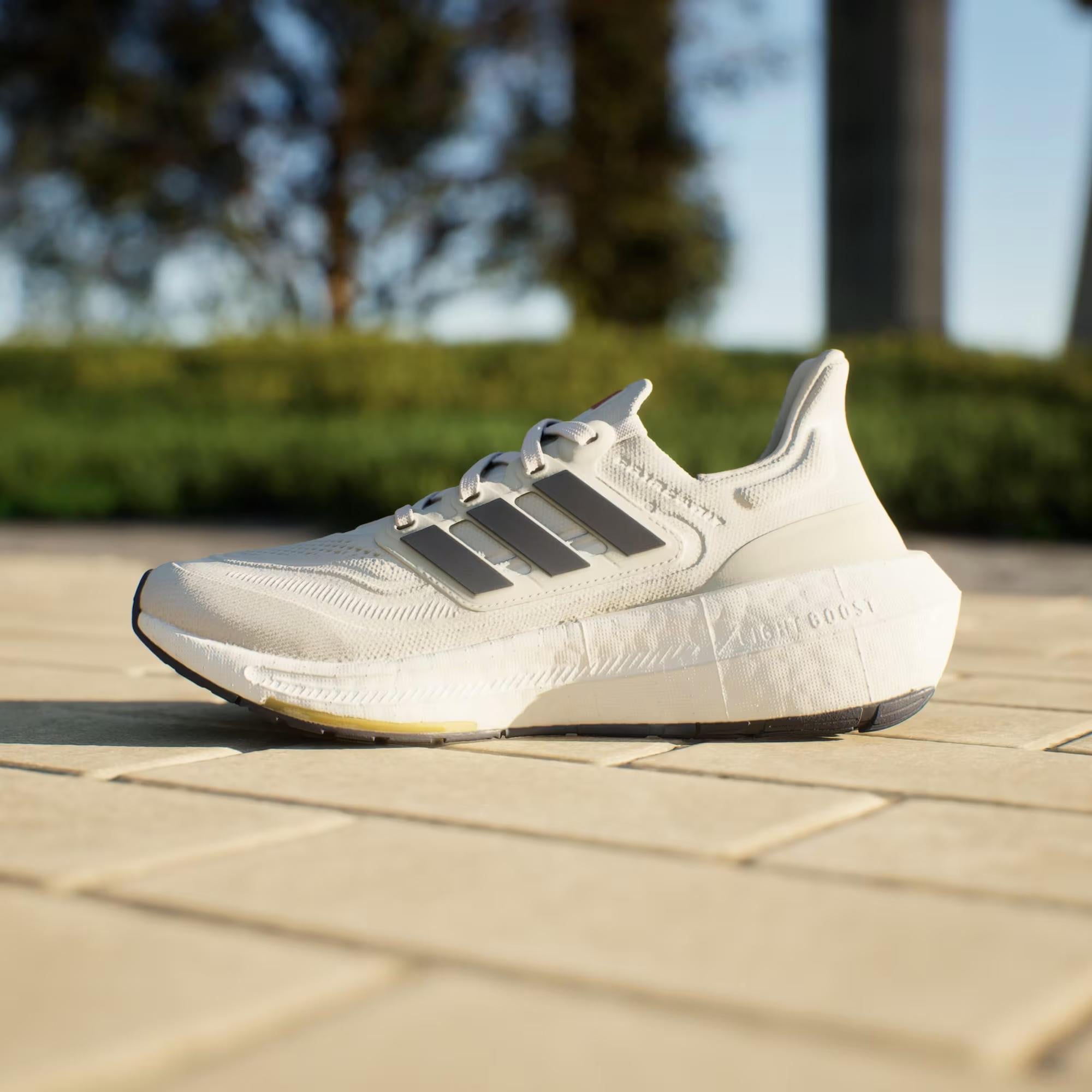 ULTRABOOST LIGHT W - ADIDAS SIYAH
