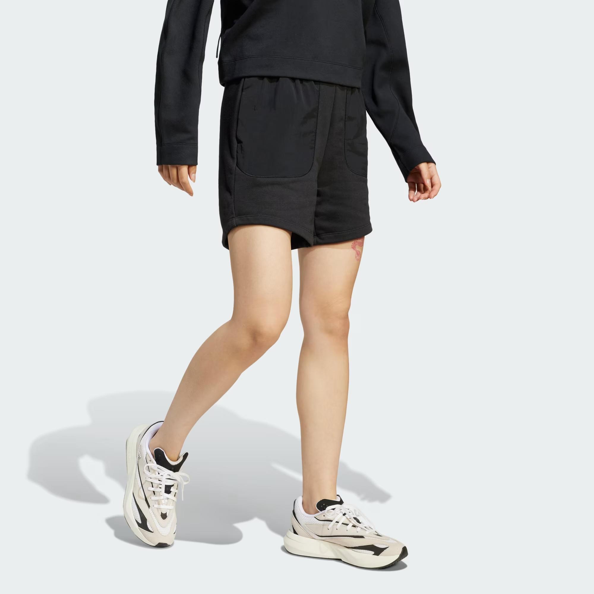 W CE G SHORT - ADIDAS SIYAH