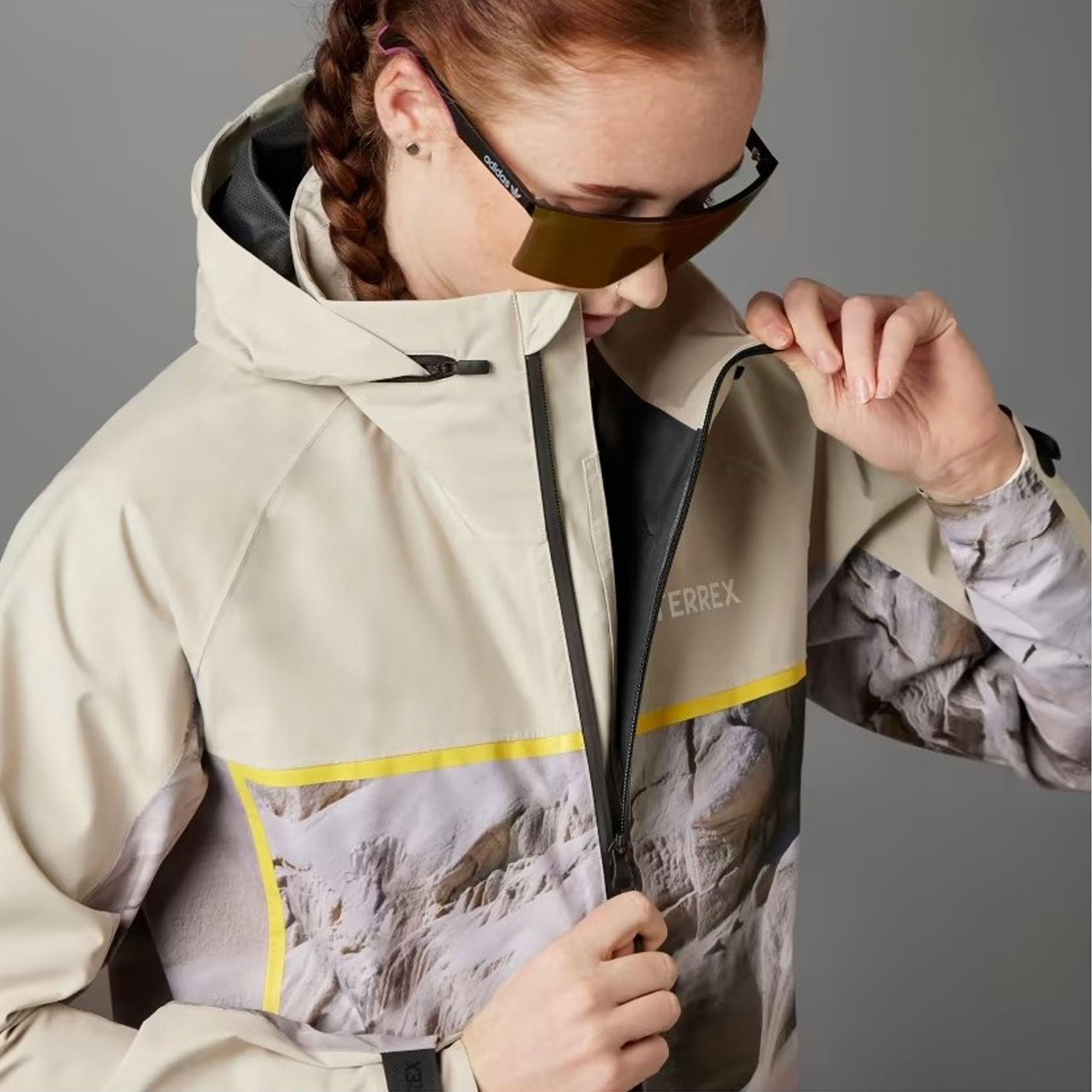 W NATGEO JKT - ADIDAS SIYAH