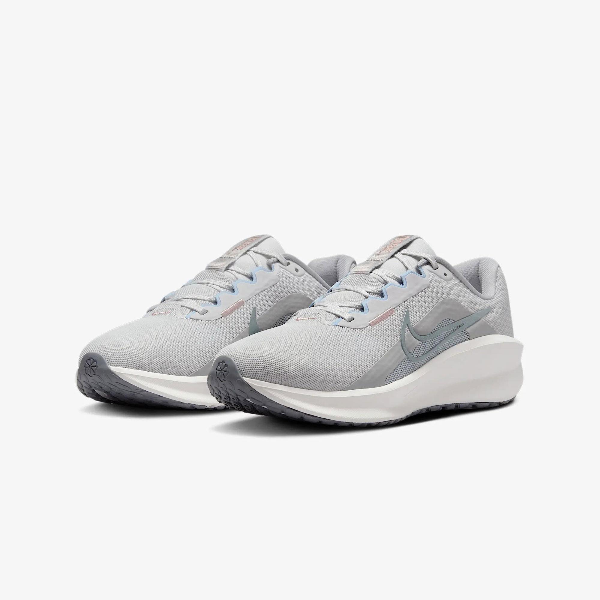 W NIKE DOWNSHIFTER 13 - GRİ(SİMLİ)