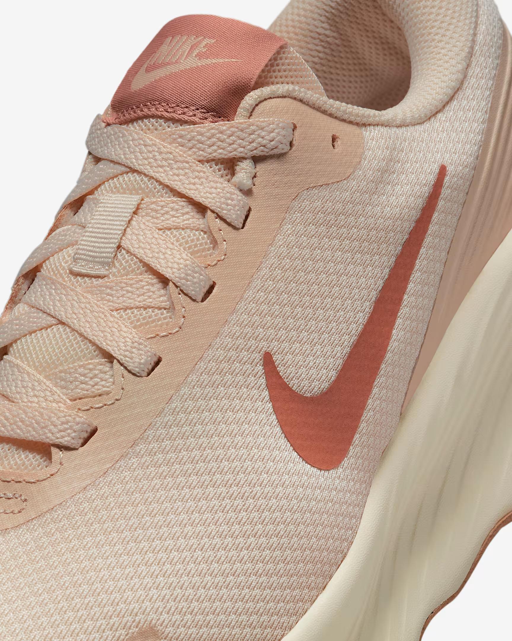 W NIKE PROMINA - SİYAH/BEJ
