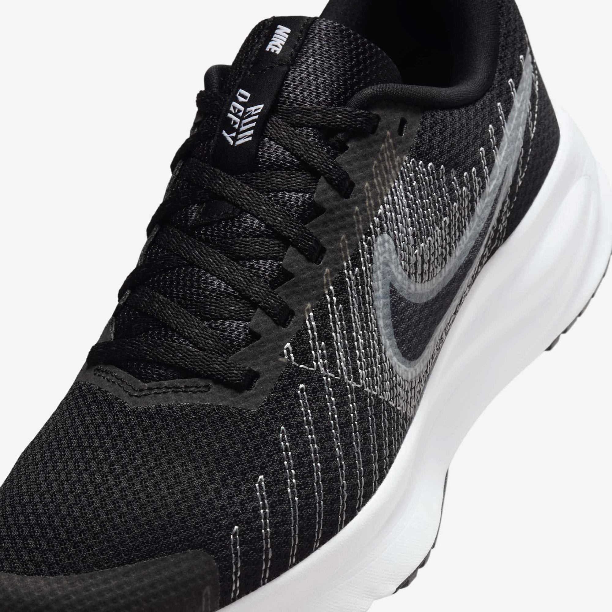 W NIKE RUN DEFY - FÜME