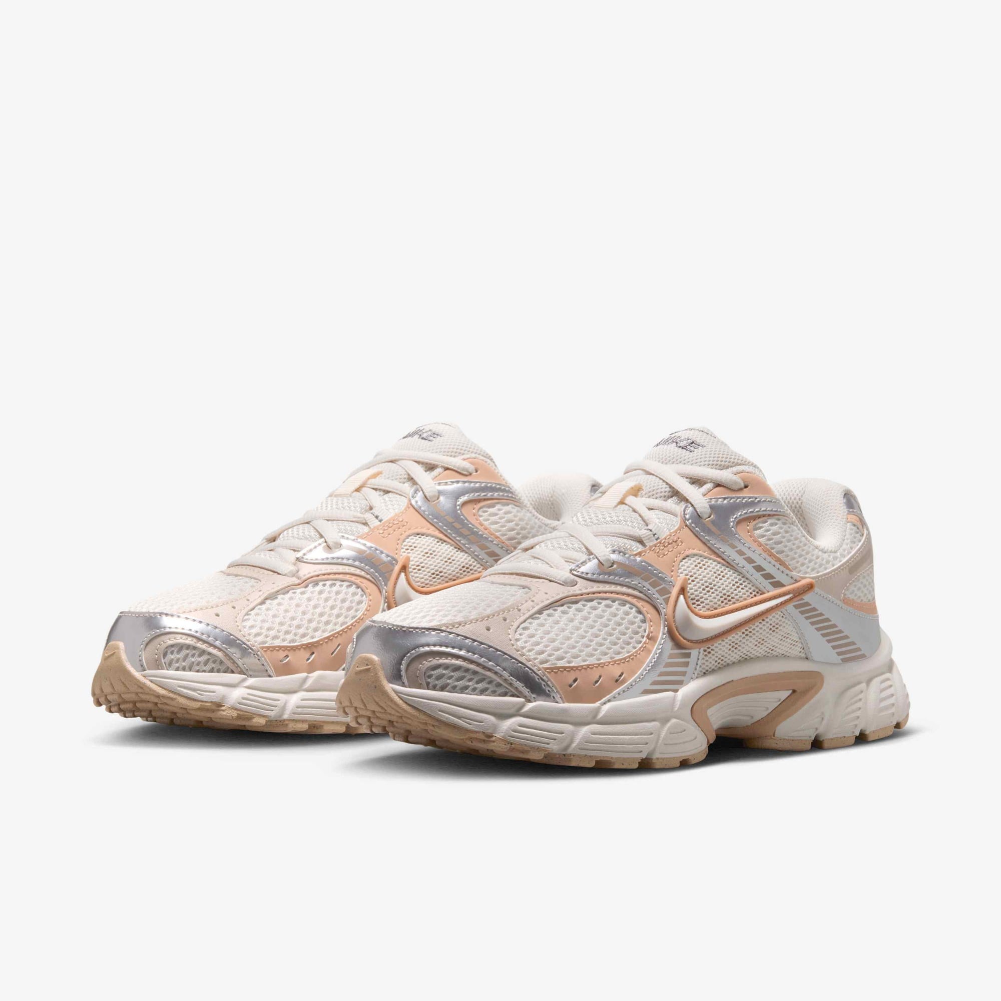 W NIKE V5 RNR - BEJ