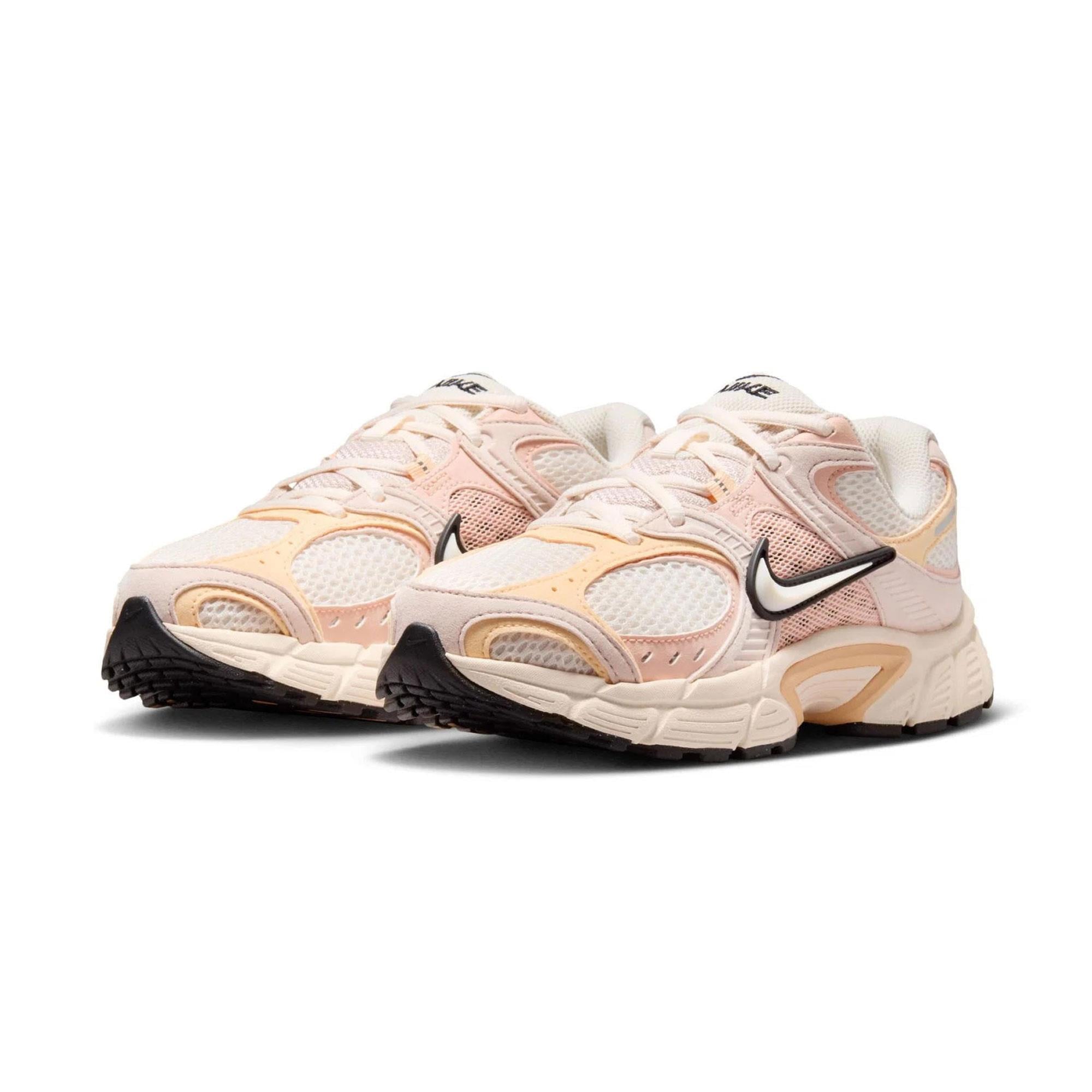 W NIKE V5 RNR - SİYAH(MAT)