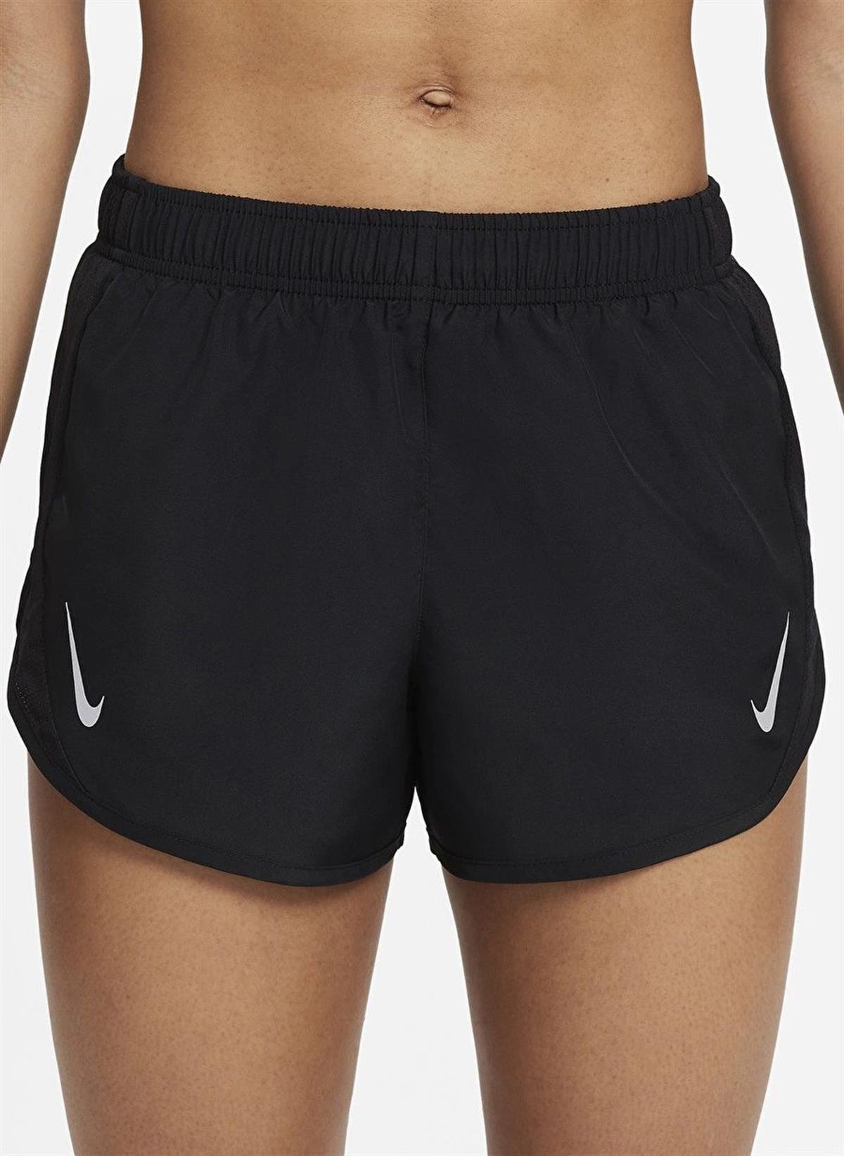 W NK FAST DF TEMPO SHORT - BEYAZ