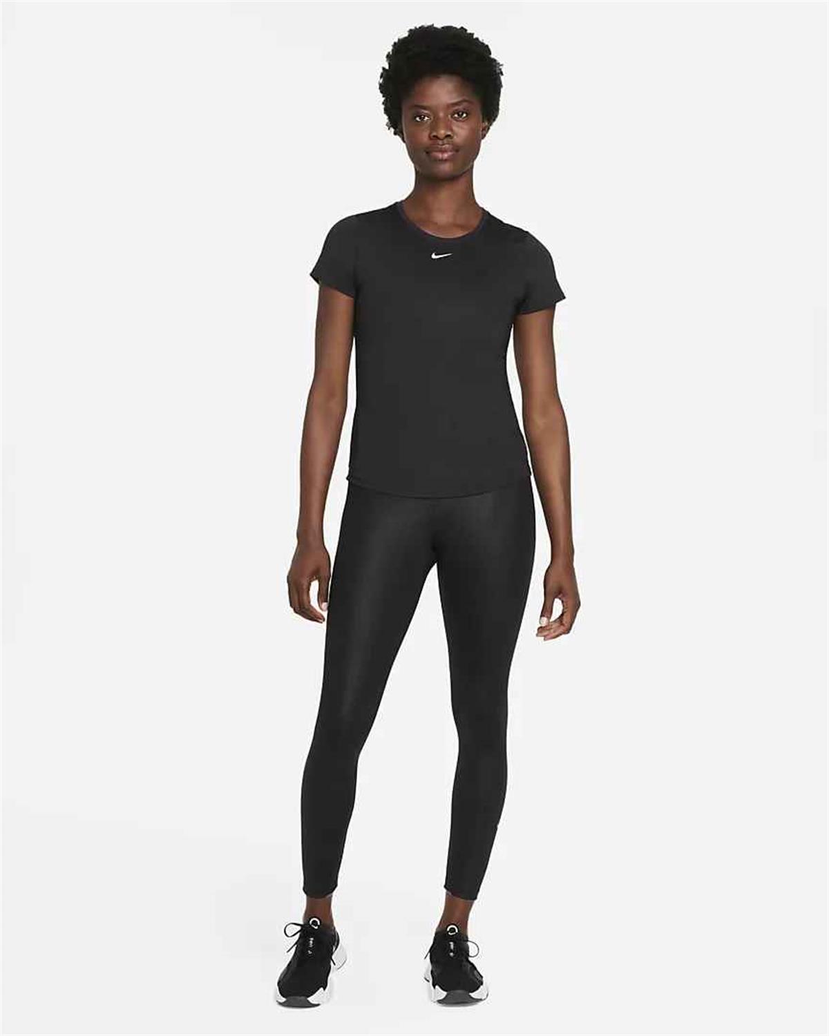 W NK ONE DF SS SLIM TOP - BEYAZ