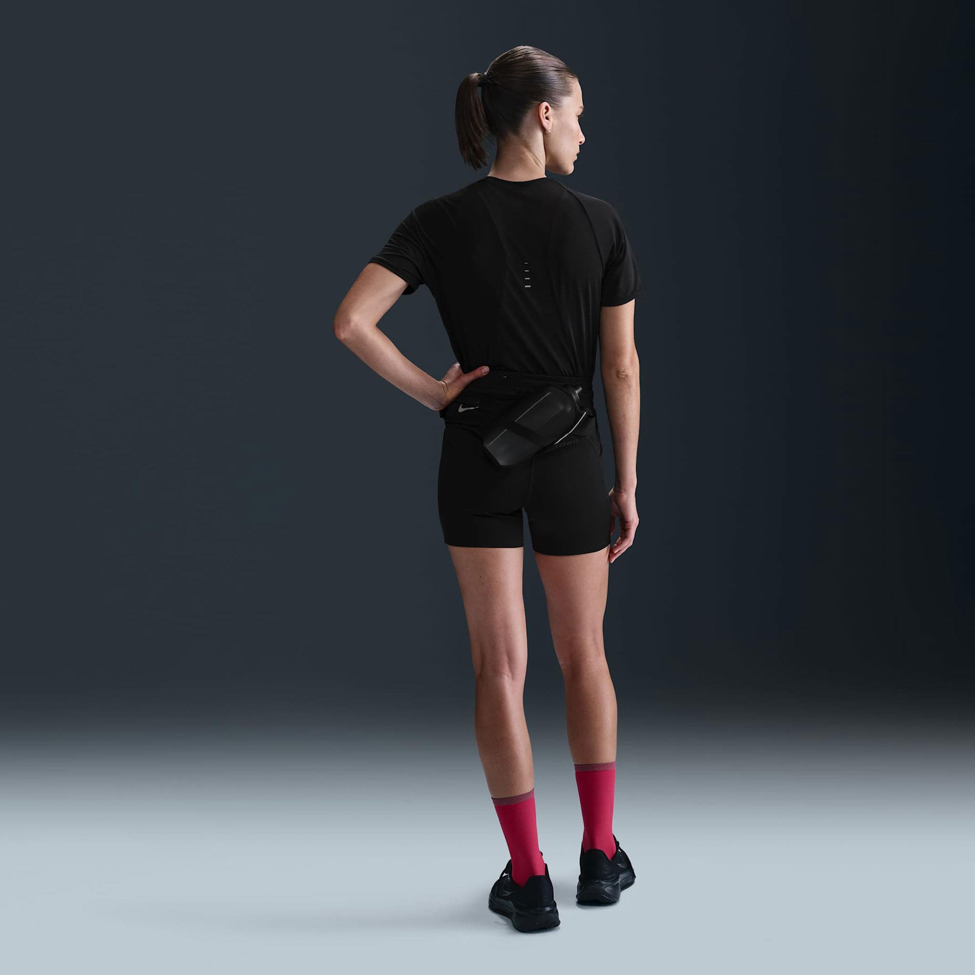 W NK SWIFT DF SS TOP - BEYAZ