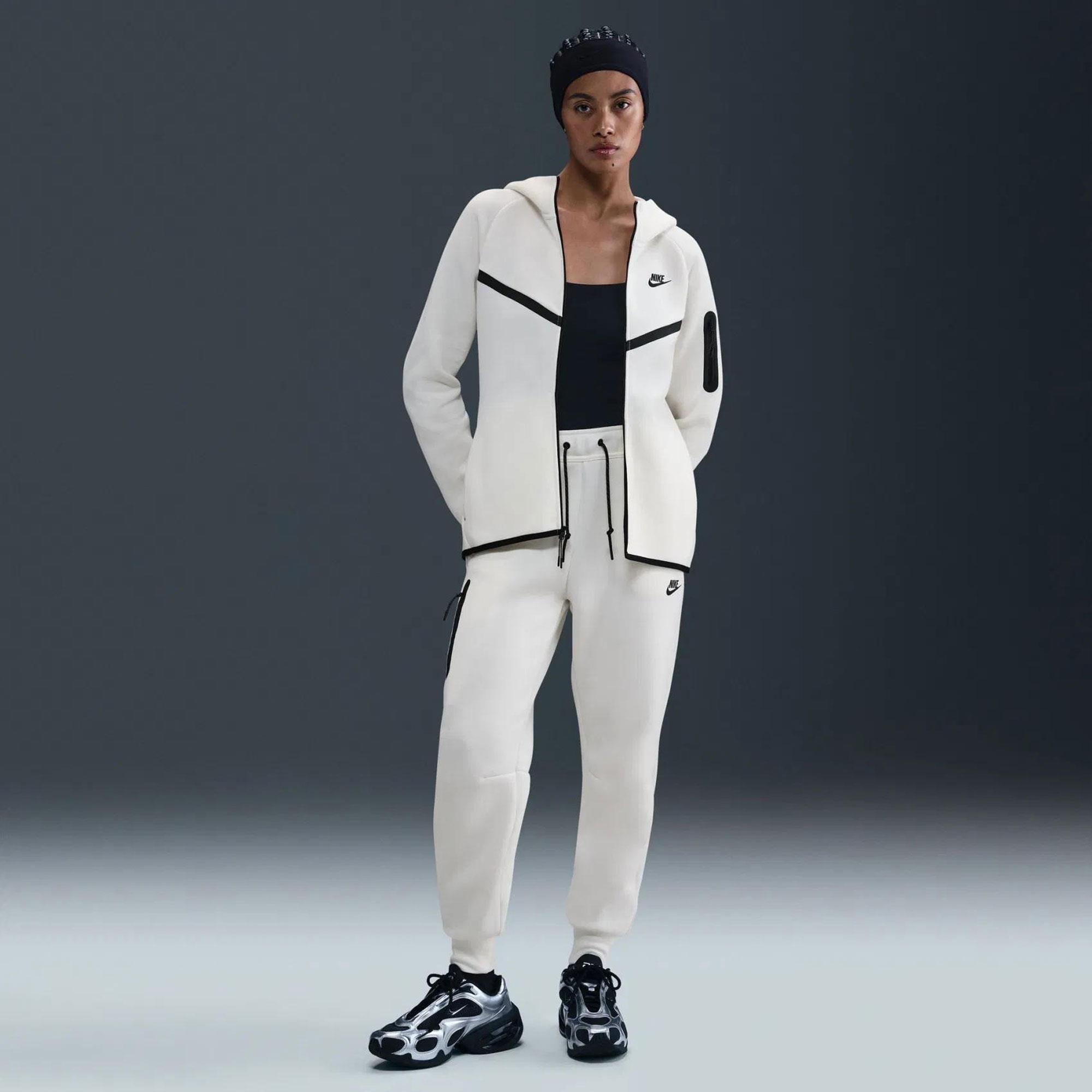 W NSW TCH FLC WR FZ HDY 2 - FUŞYA