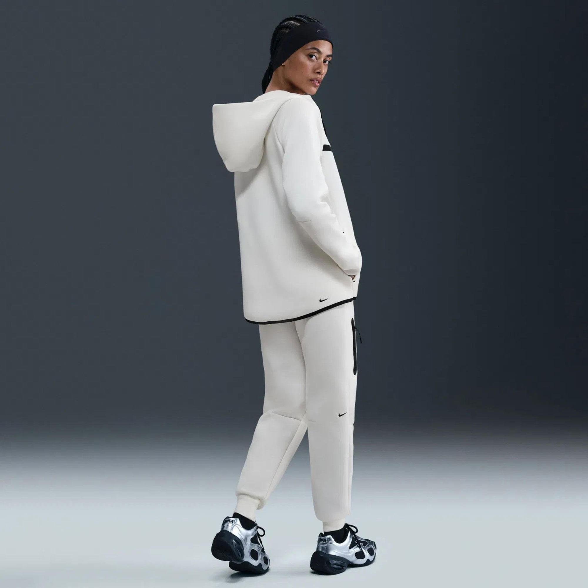 W NSW TCH FLC WR FZ HDY 2 - FUŞYA