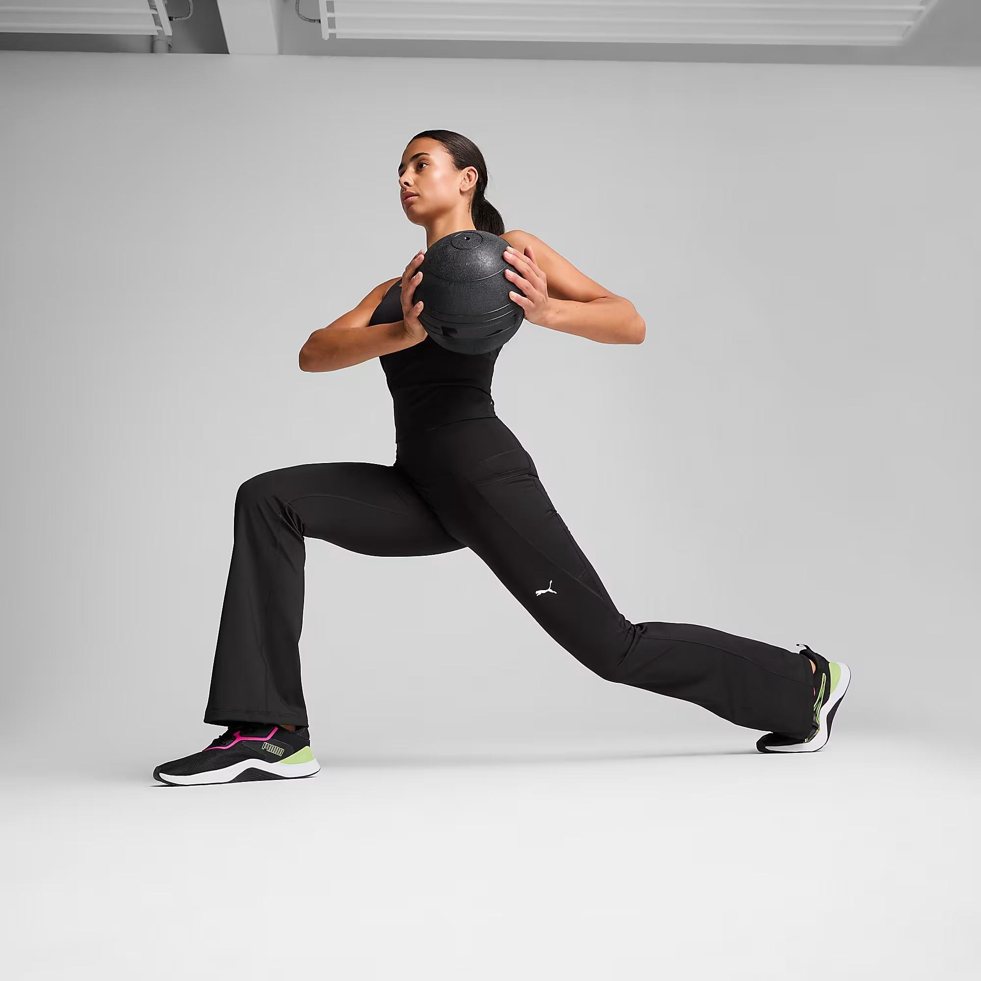 W TAD ESSNTL HW BOOTCUT PANT - PUMA 01