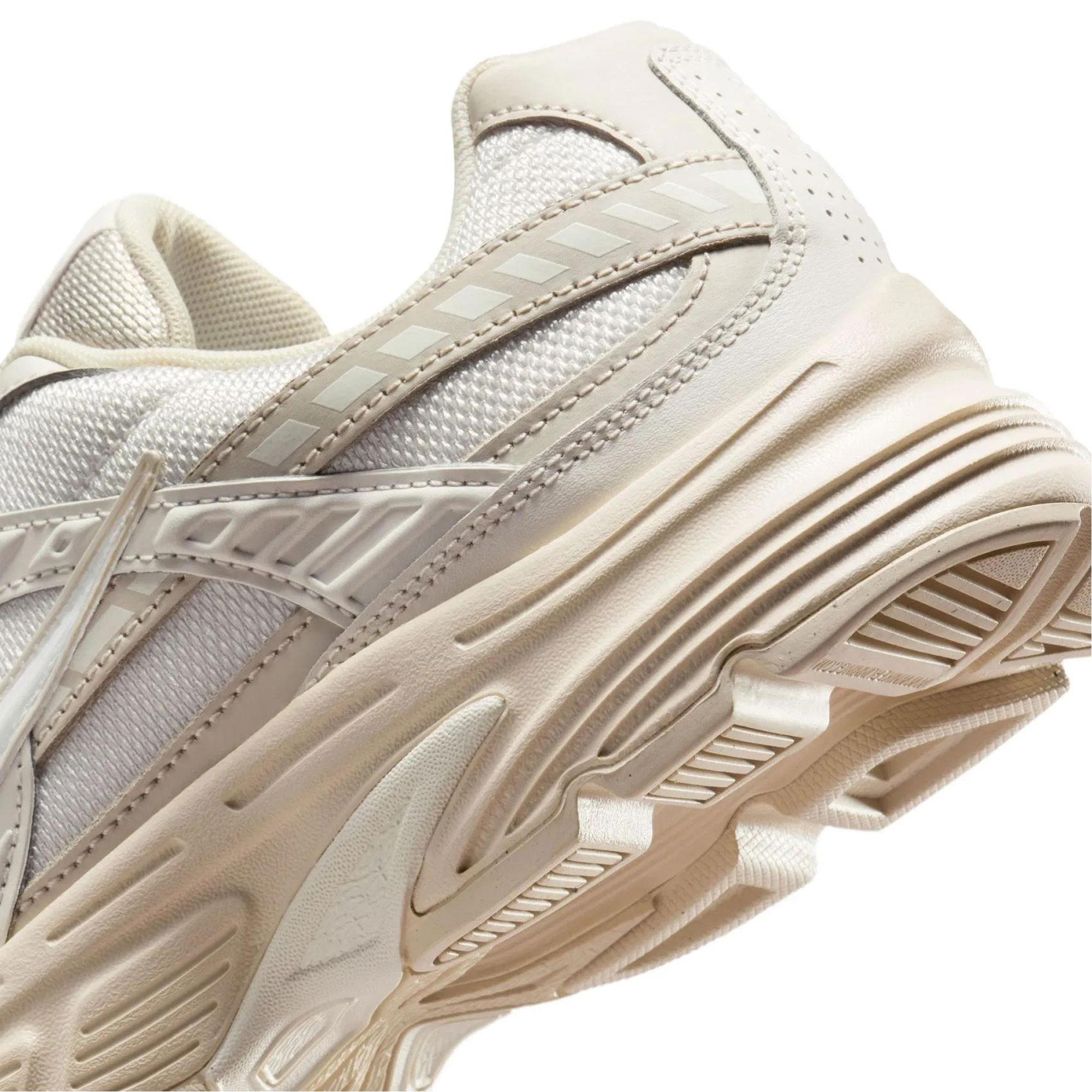 WMNS NIKE INITIATOR - GÜMÜŞ NUBUK