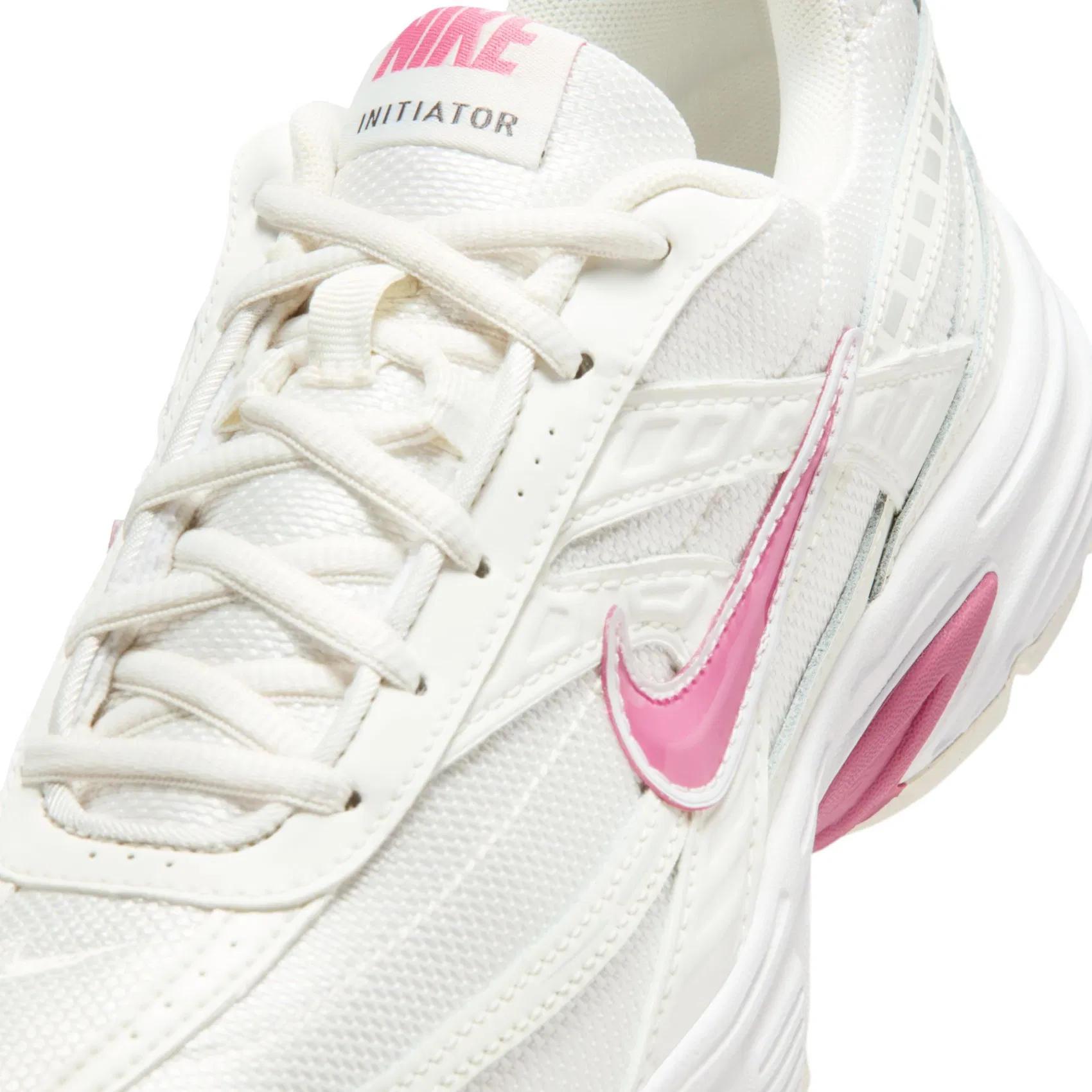 WMNS NIKE INITIATOR - PORTAKAL