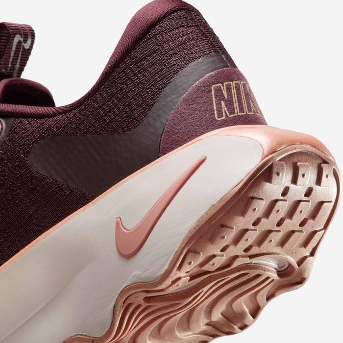 WMNS NIKE MOTIVA - LACİ/GÜMÜŞ
