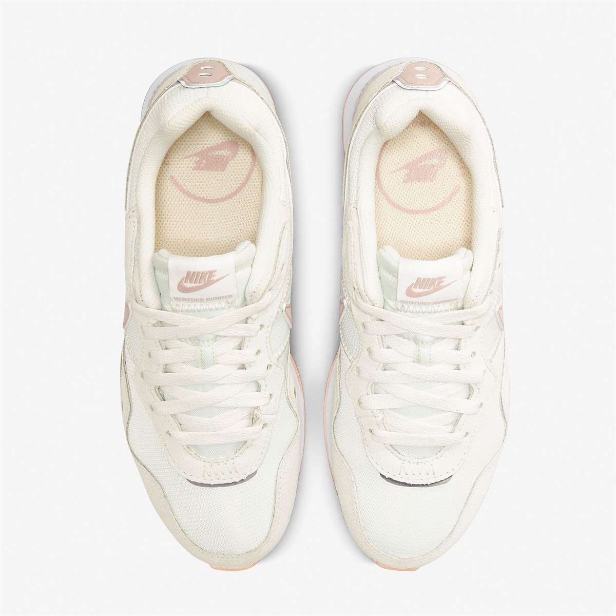 WMNS NIKE VENTURE RUNNER - BEYAZ ÇİÇEK