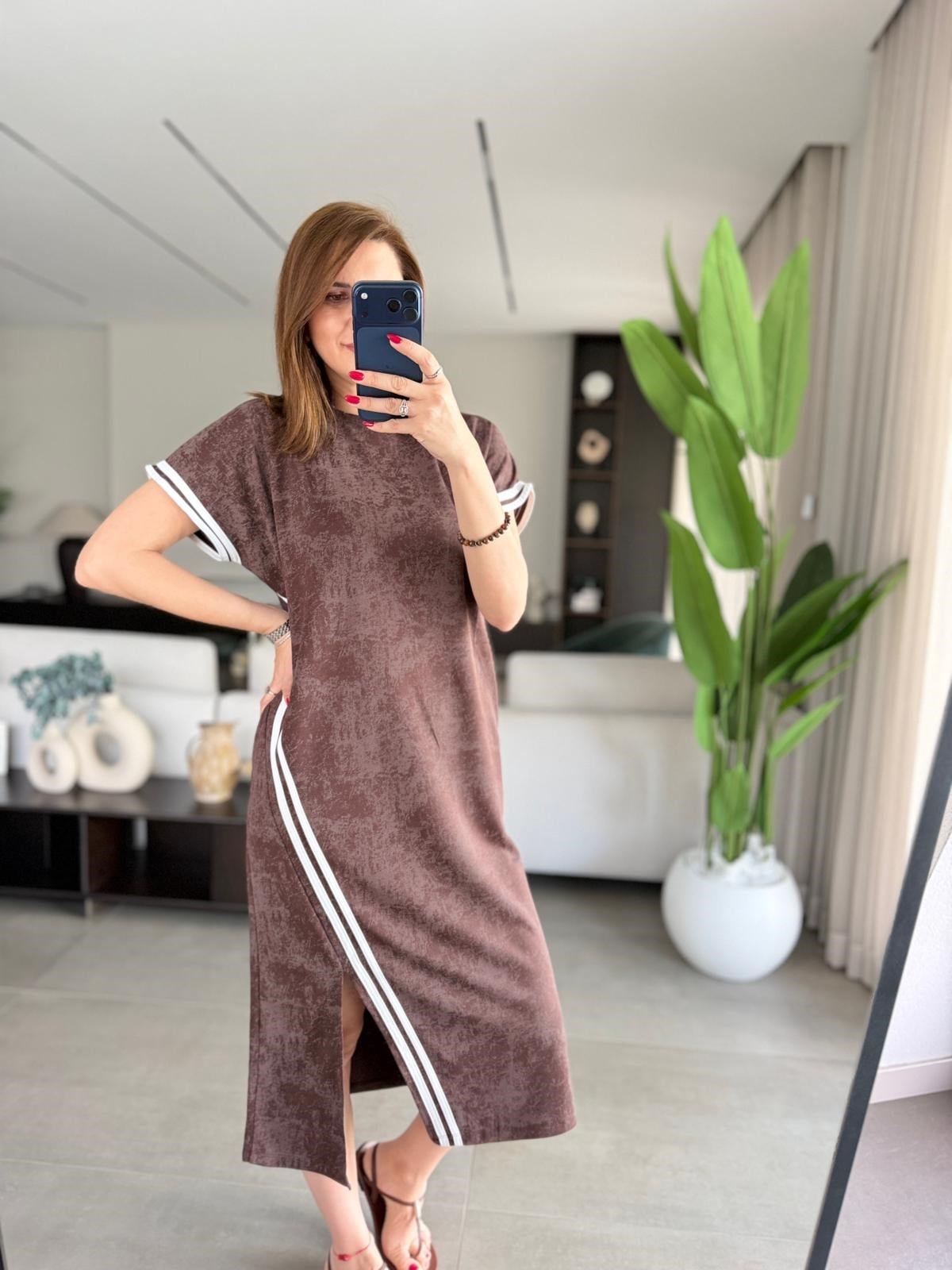 Acı Kahve Batik Desen Kol Şerit Detaylı Elbise