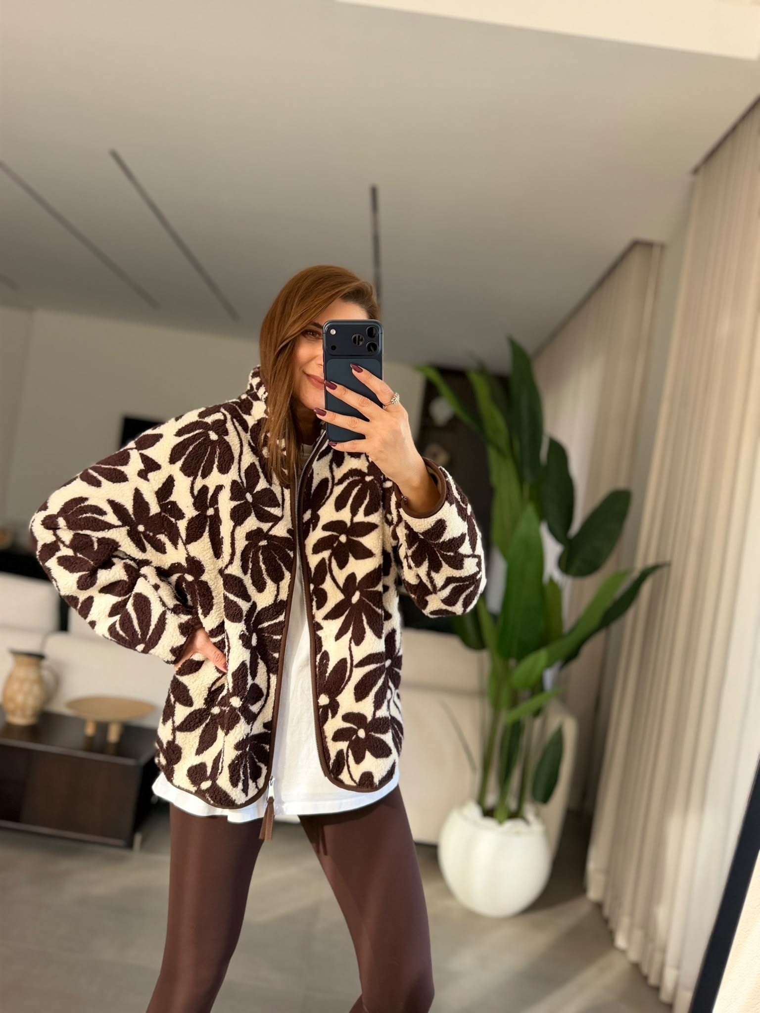 Acı Kahve Çiçek Desenli Peluş Ceket