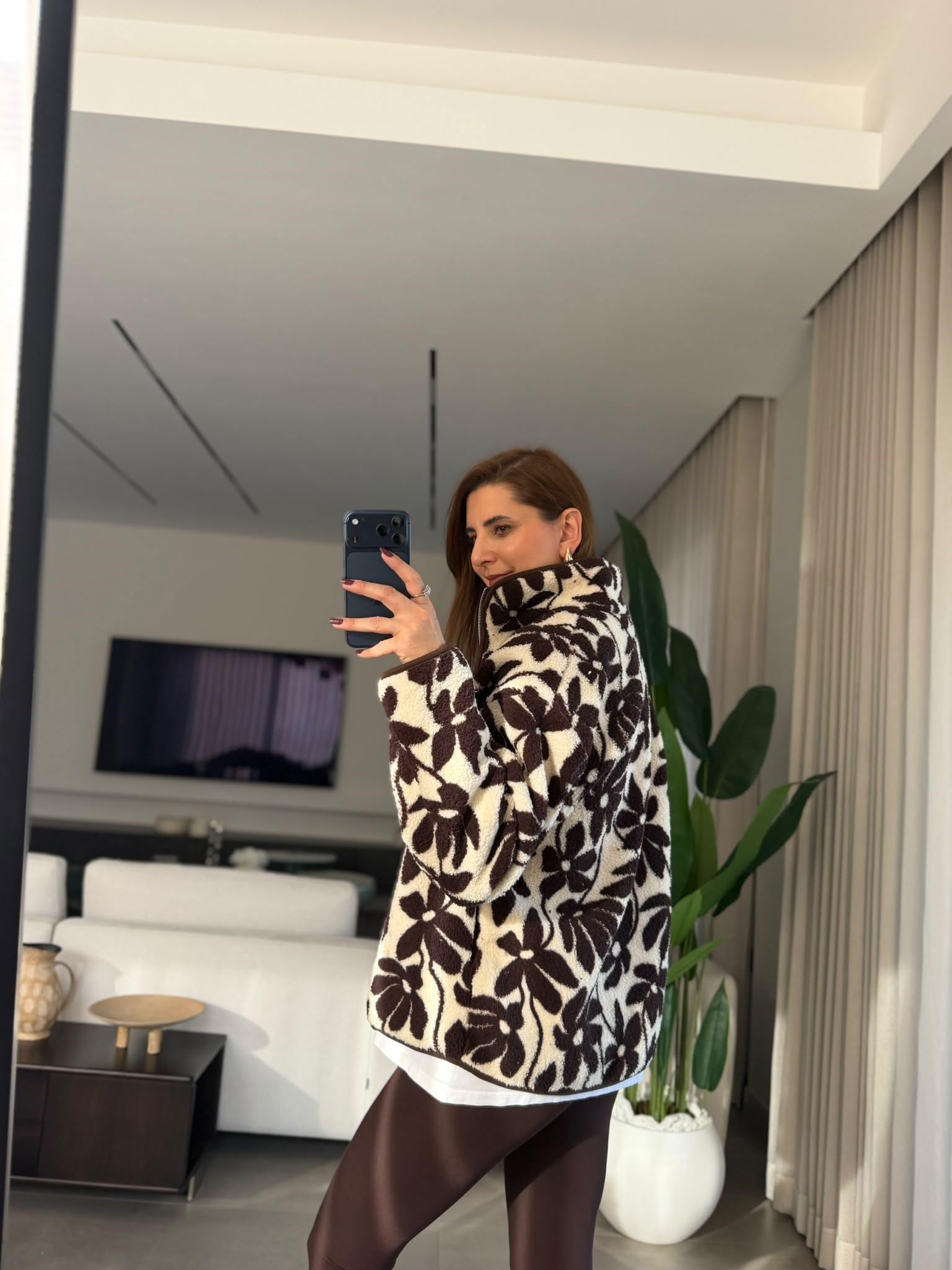 Acı Kahve Çiçek Desenli Peluş Ceket