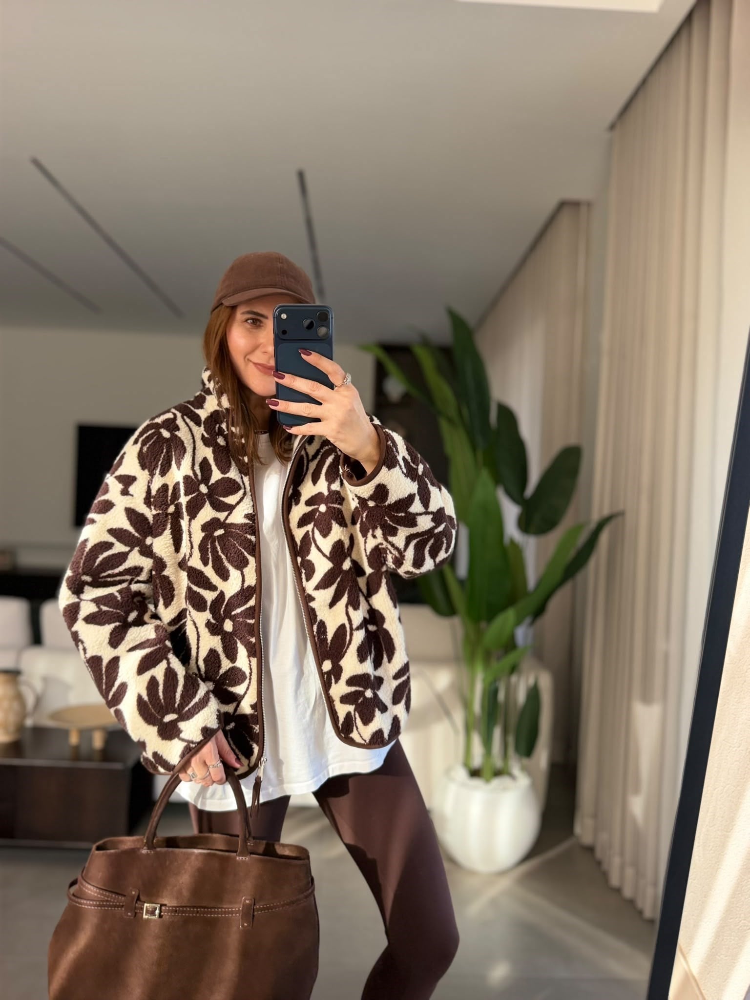 Acı Kahve Çiçek Desenli Peluş Ceket