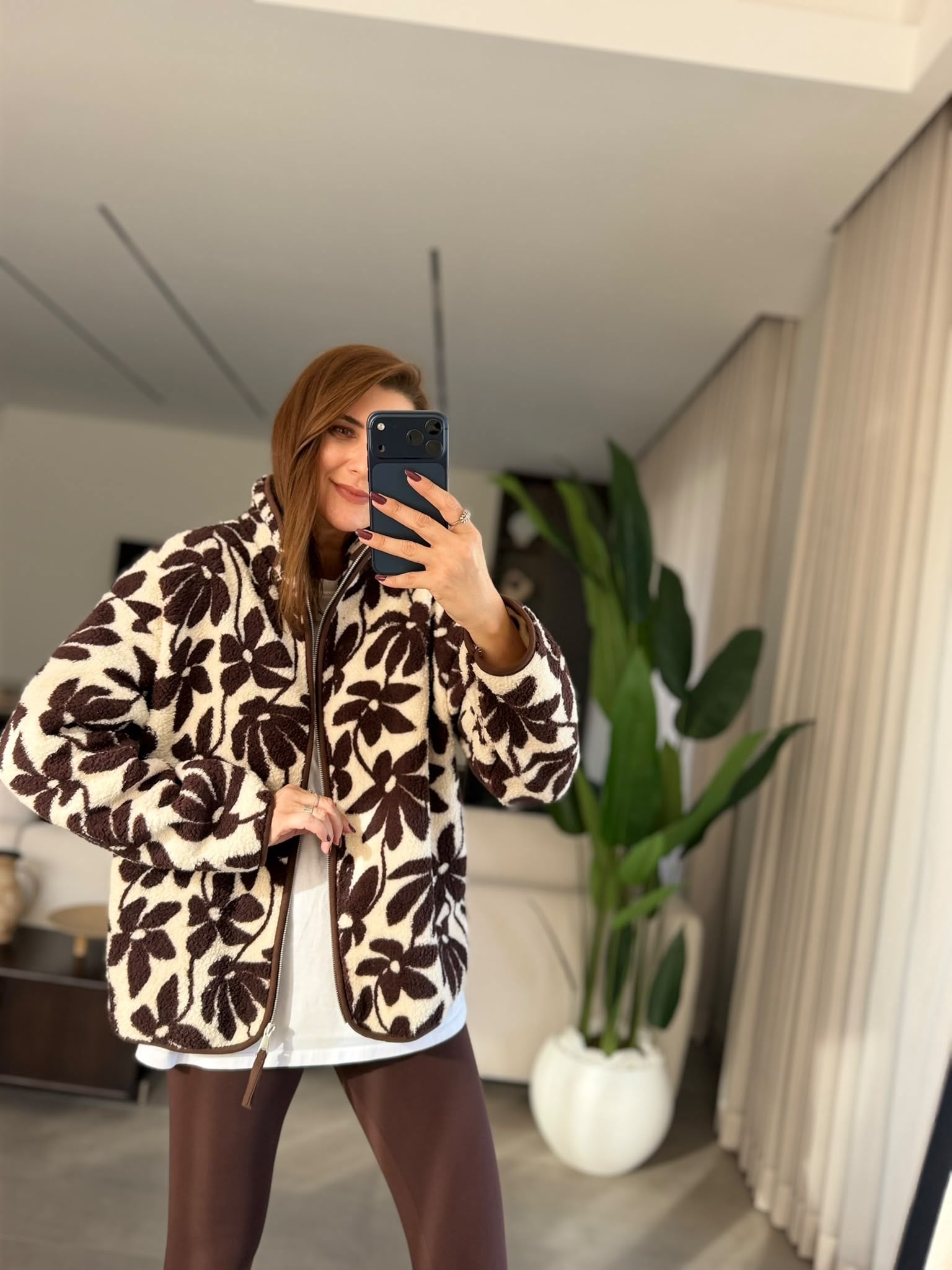 Acı Kahve Çiçek Desenli Peluş Ceket