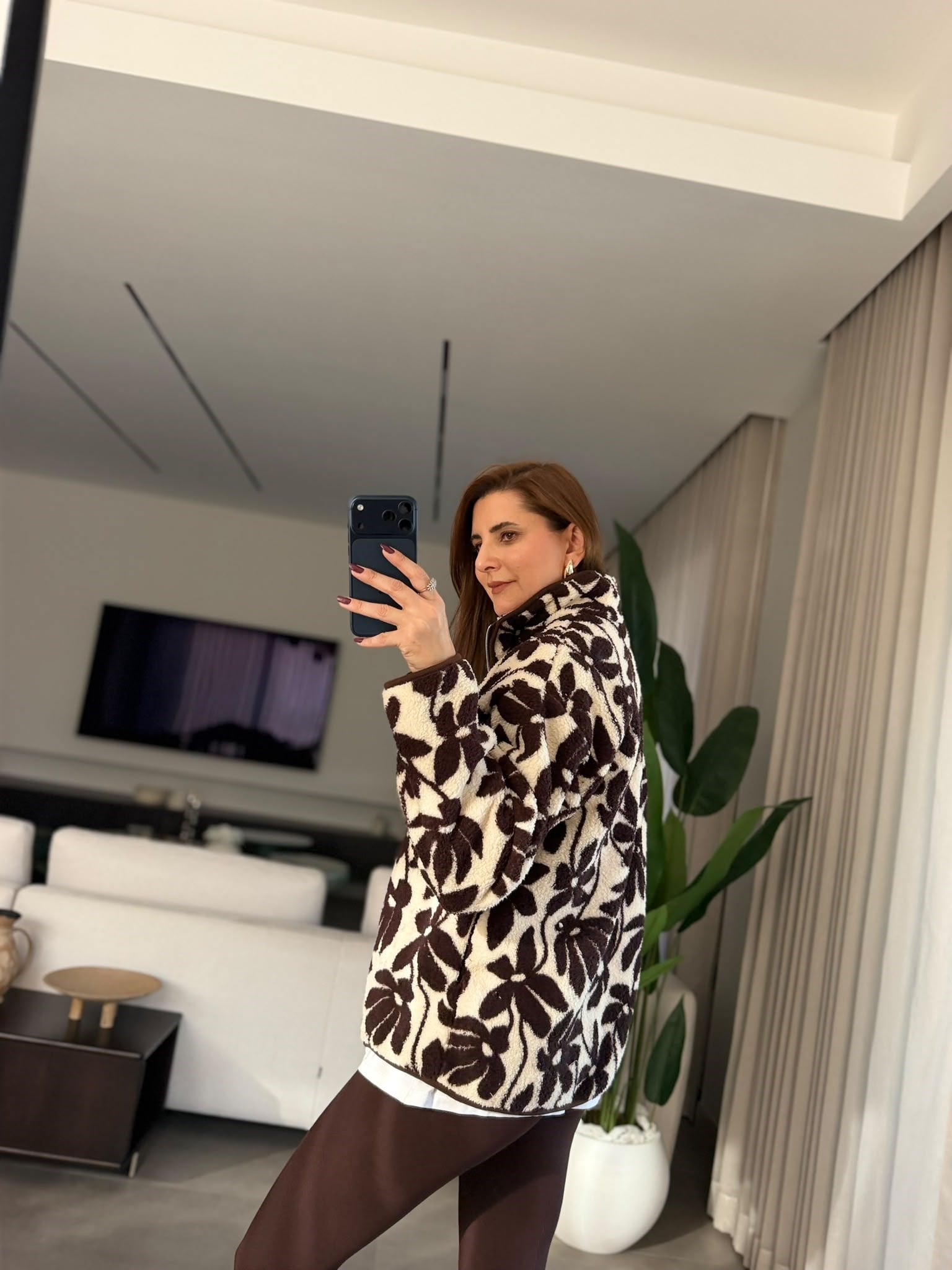 Acı Kahve Çiçek Desenli Peluş Ceket