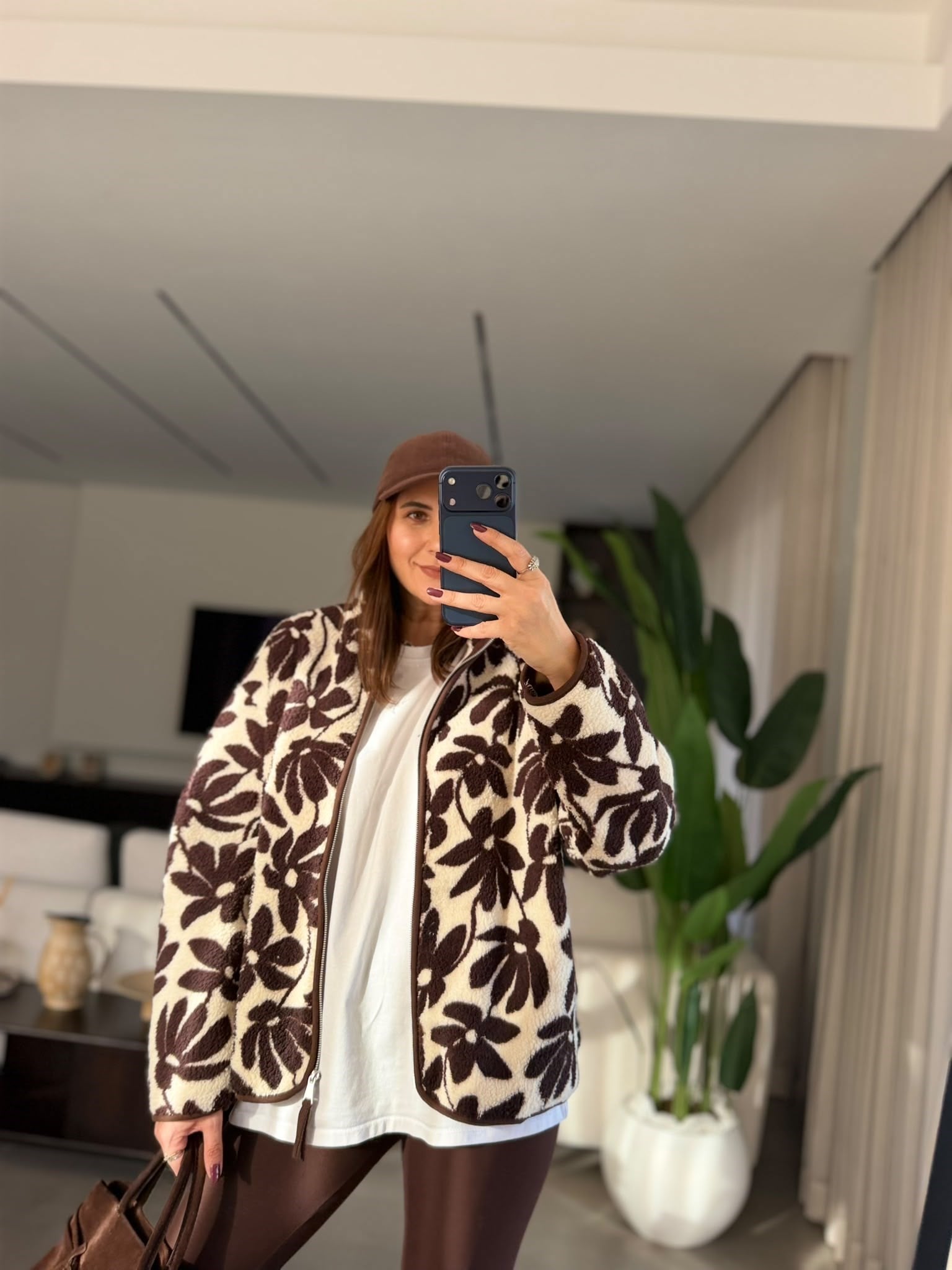 Acı Kahve Çiçek Desenli Peluş Ceket