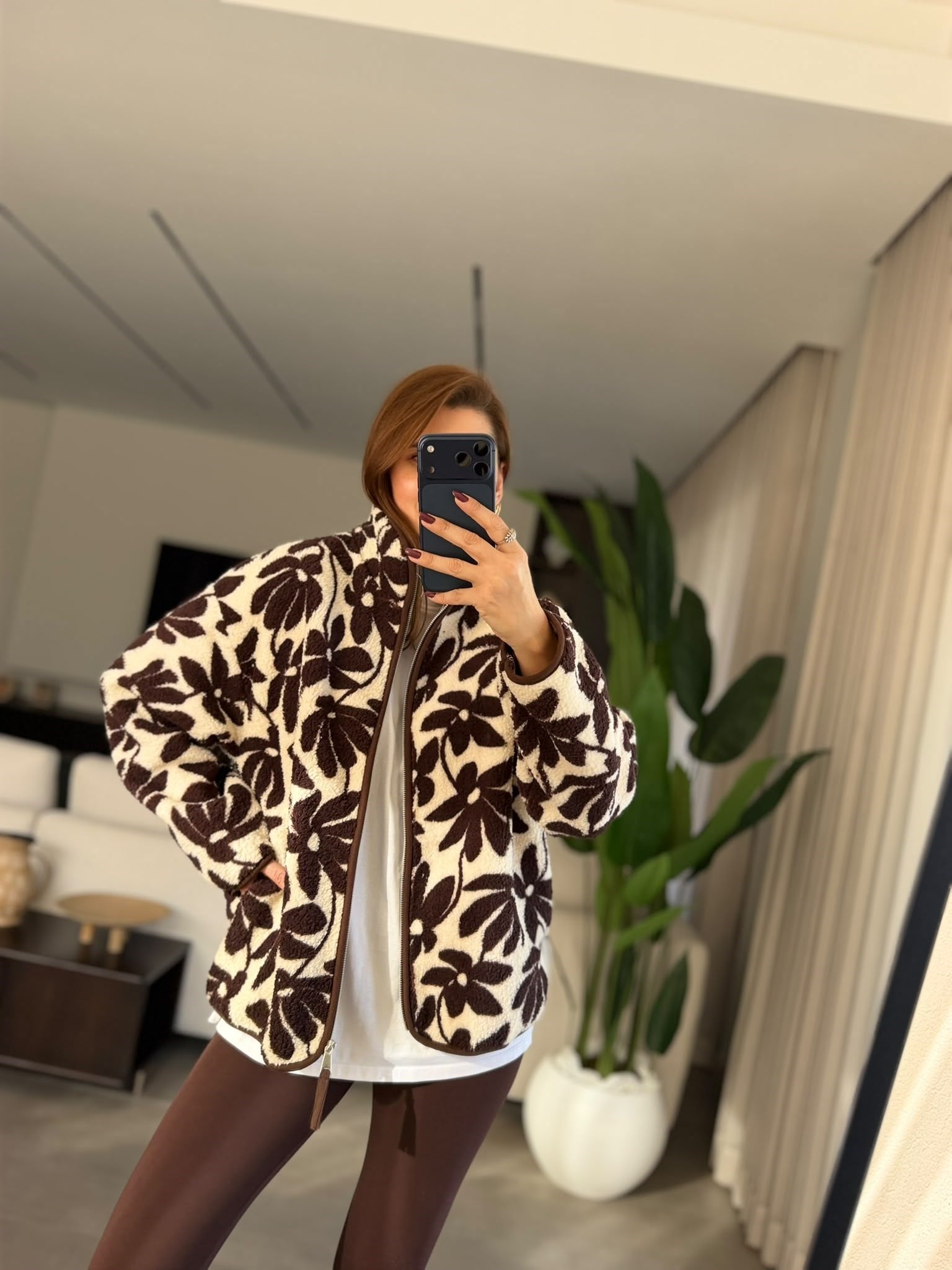 Acı Kahve Çiçek Desenli Peluş Ceket