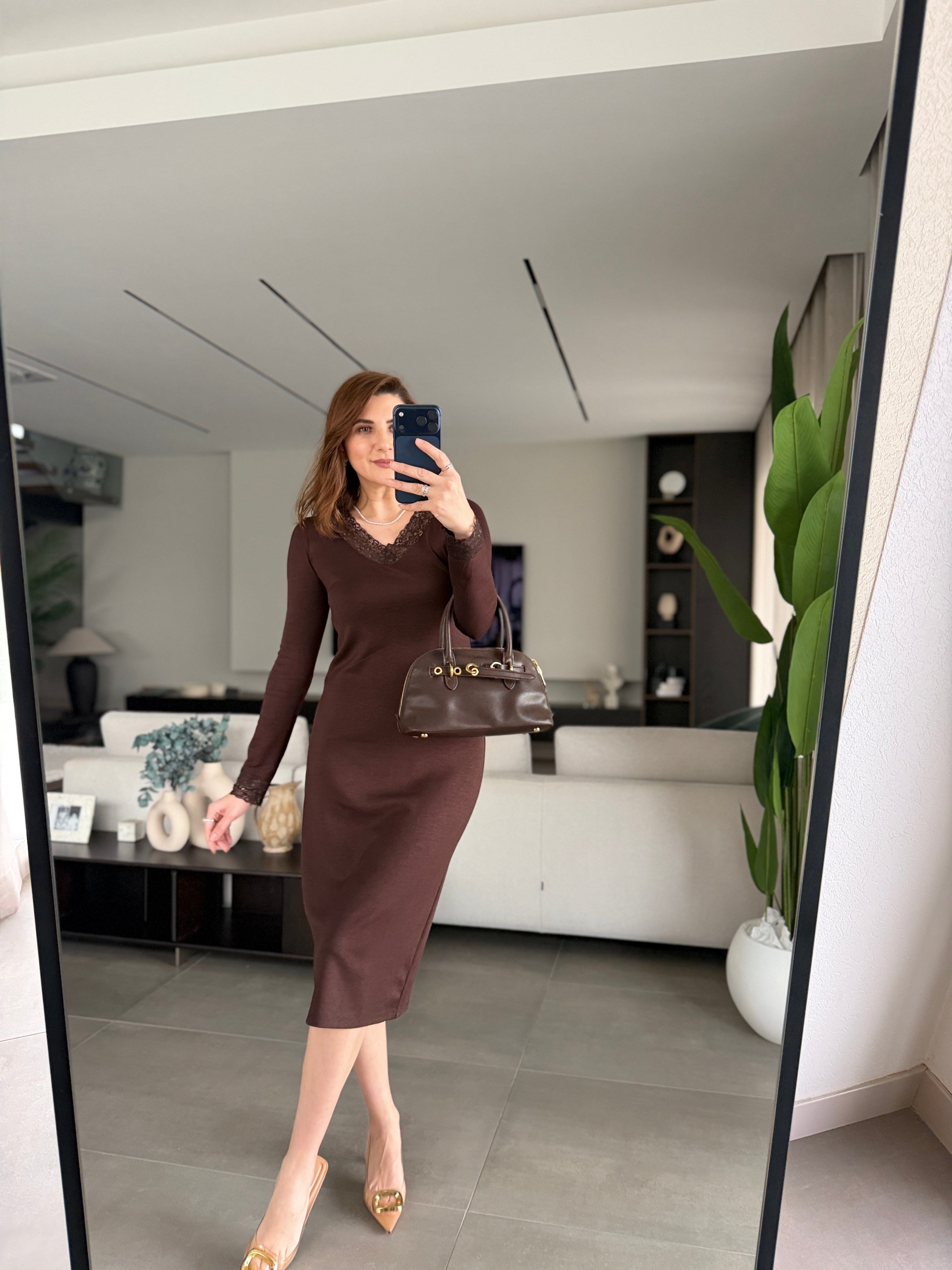 Acı Kahve Dantel Yaka Modal Elbise