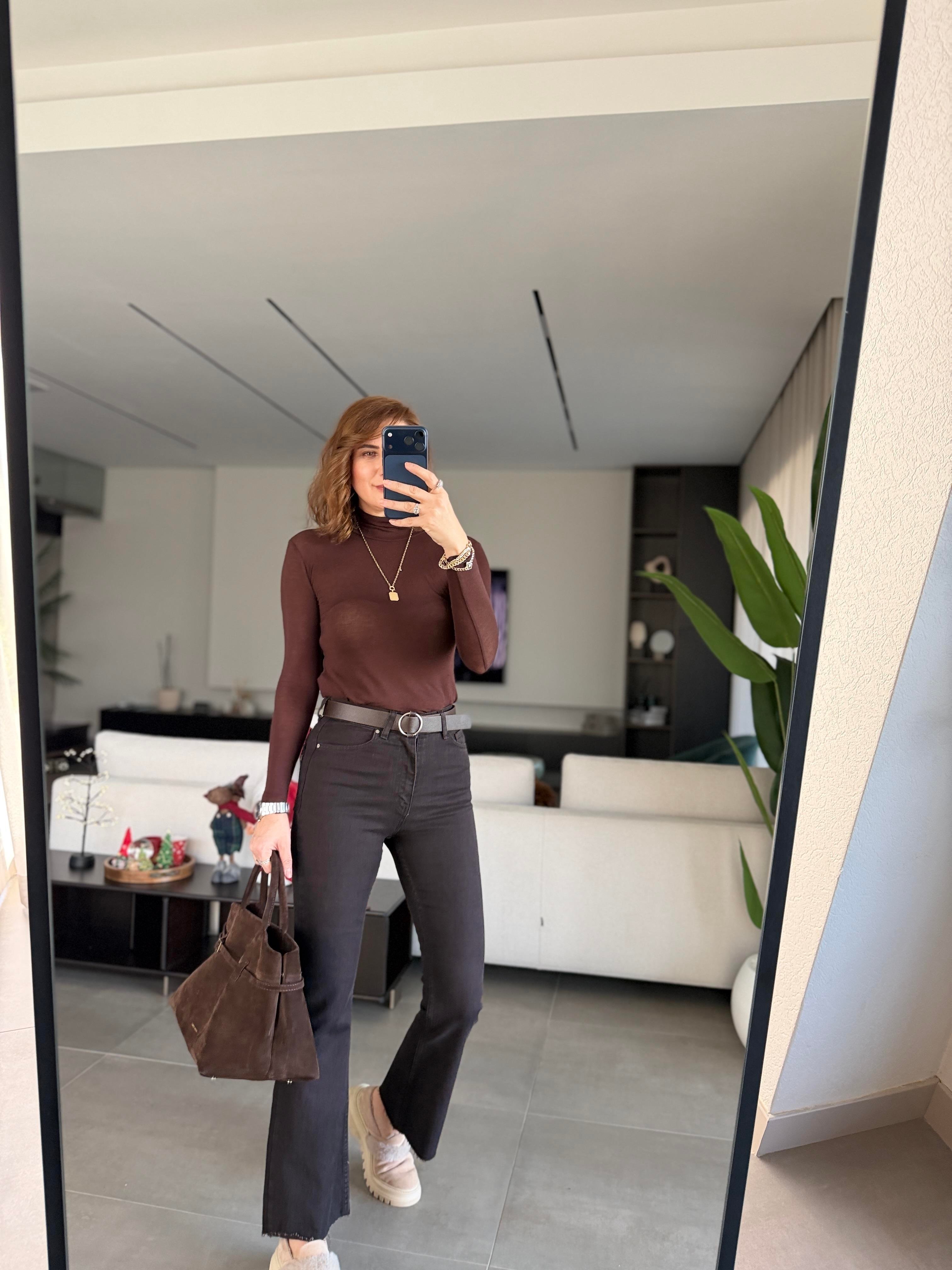 Acı Kahve Dik Yaka Modal Bluz