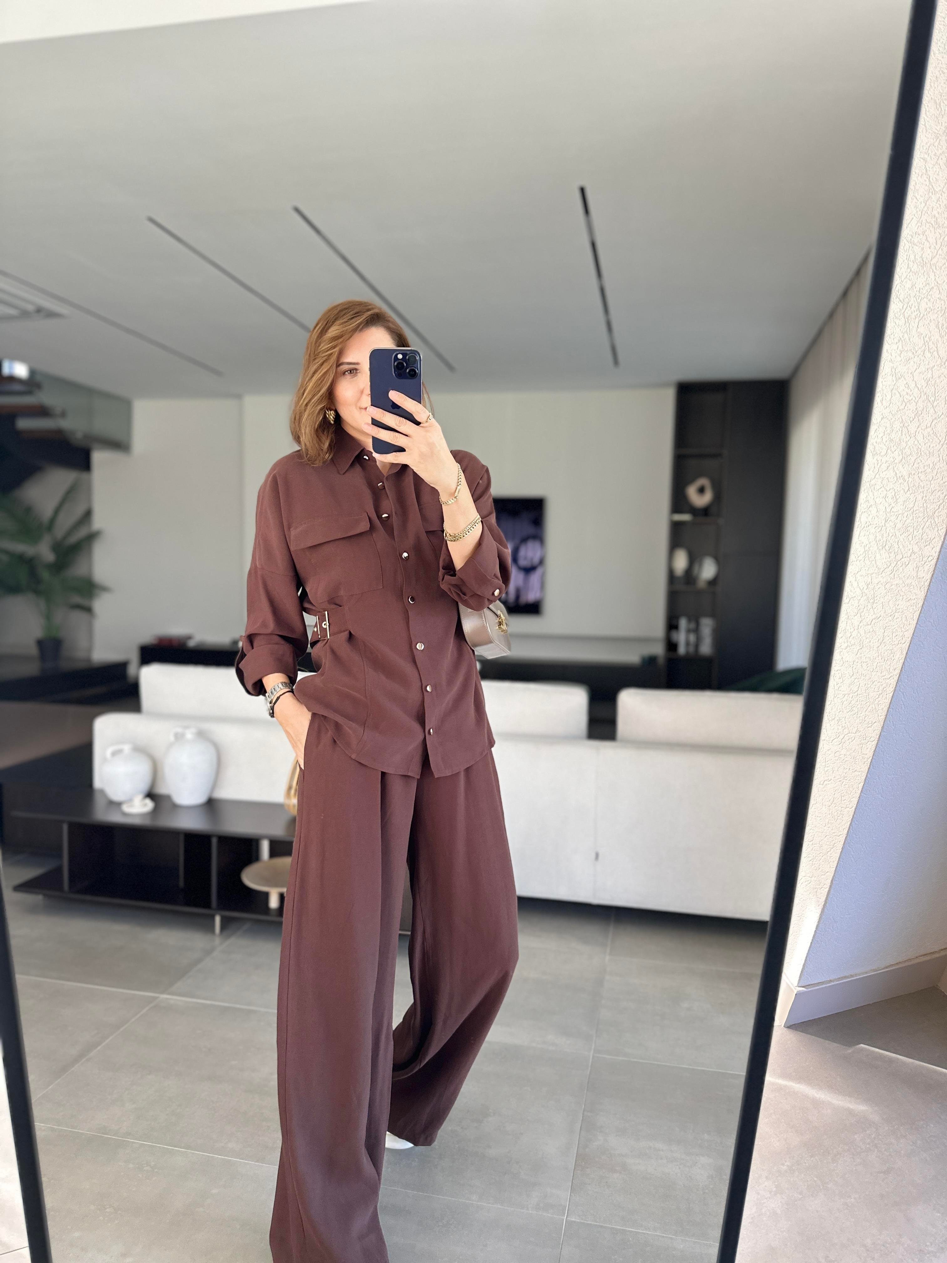 Acı Kahve Gömleği Tokalı Tencel Pantolonlu Takım