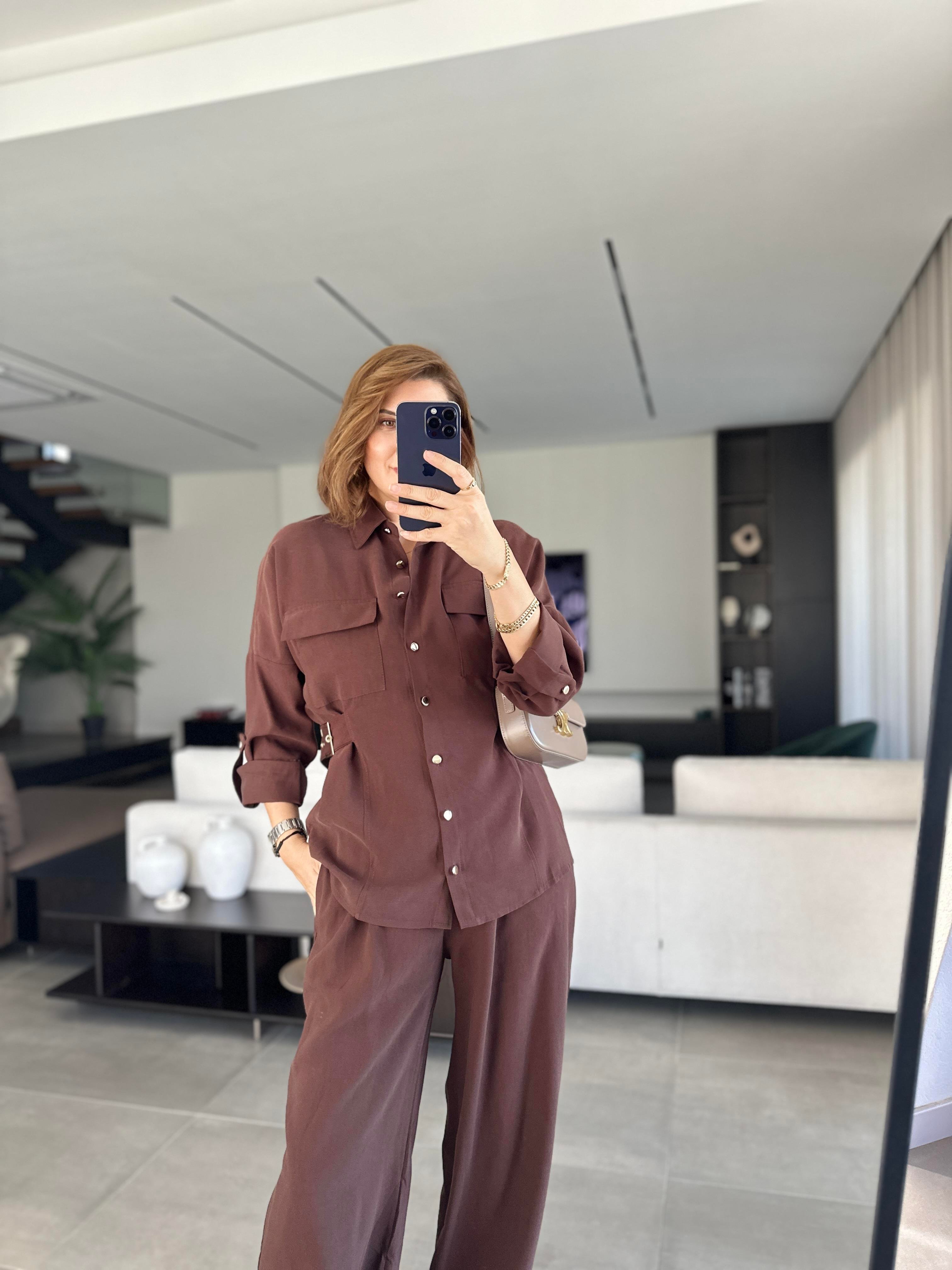 Acı Kahve Gömleği Tokalı Tencel Pantolonlu Takım