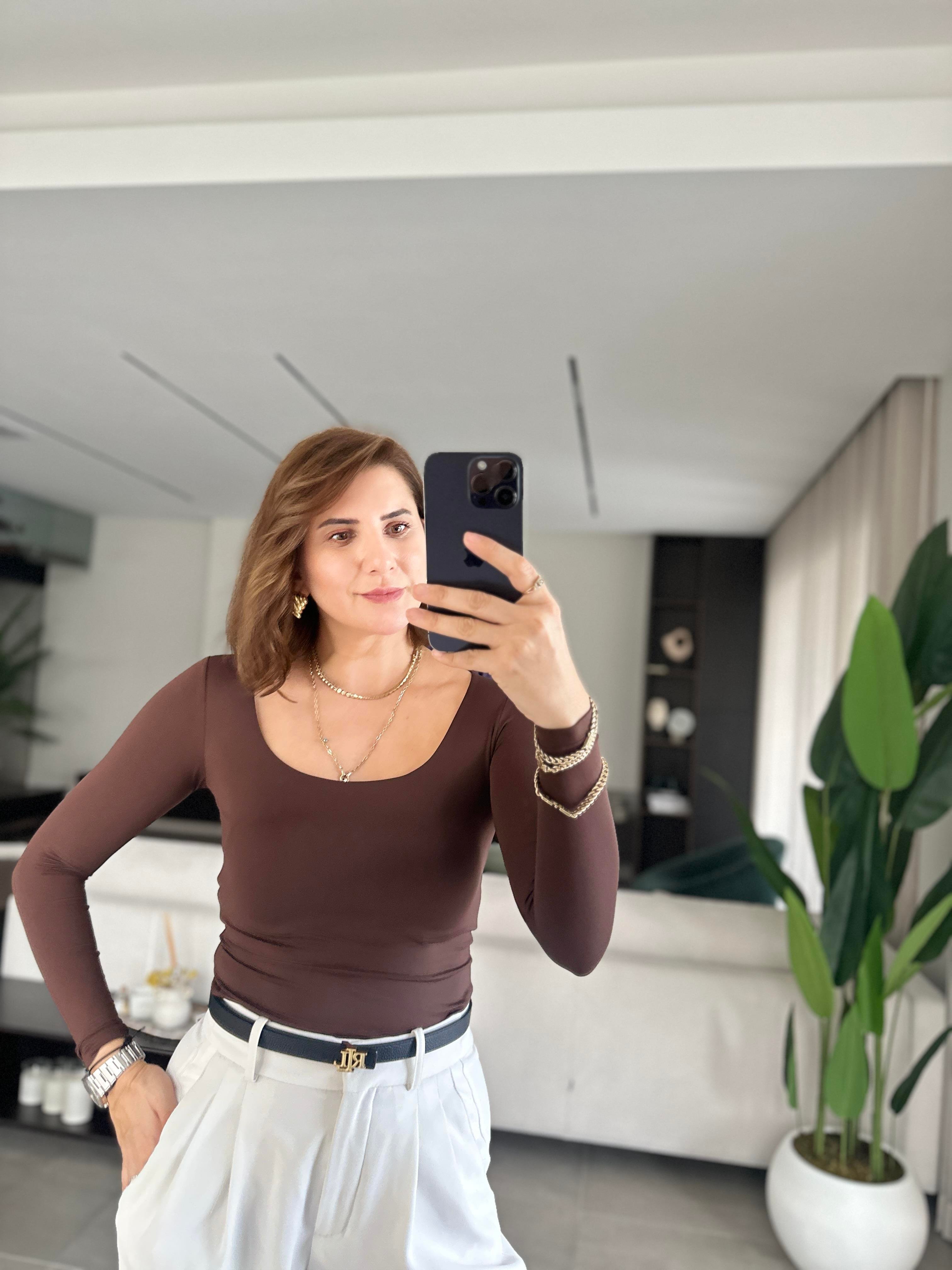 Acı Kahve Kare Yaka Badi